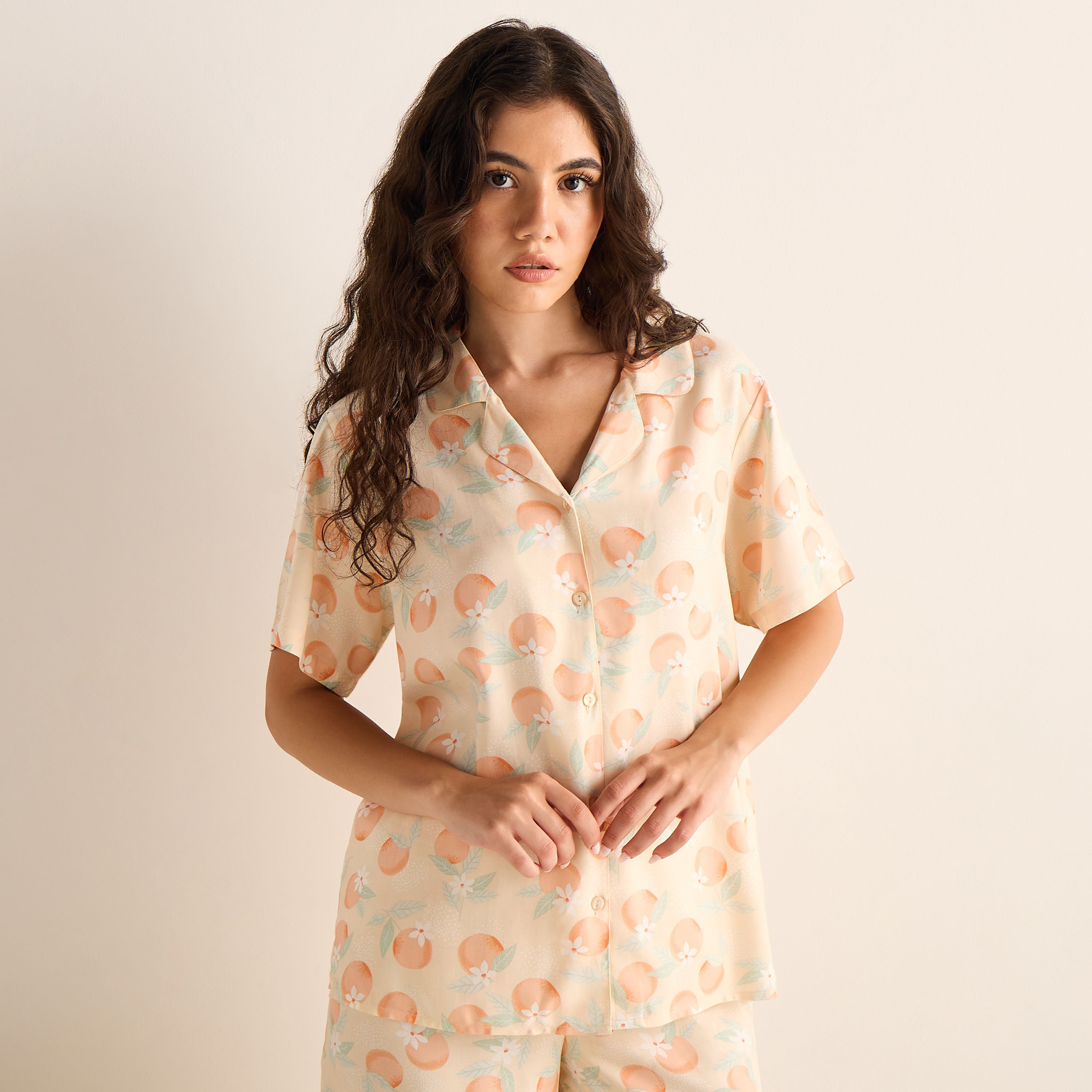 طقم بنطلون بيجاما وقميص بطبعات-women-clothing-nightwear-pyjamas-longsets-image-3