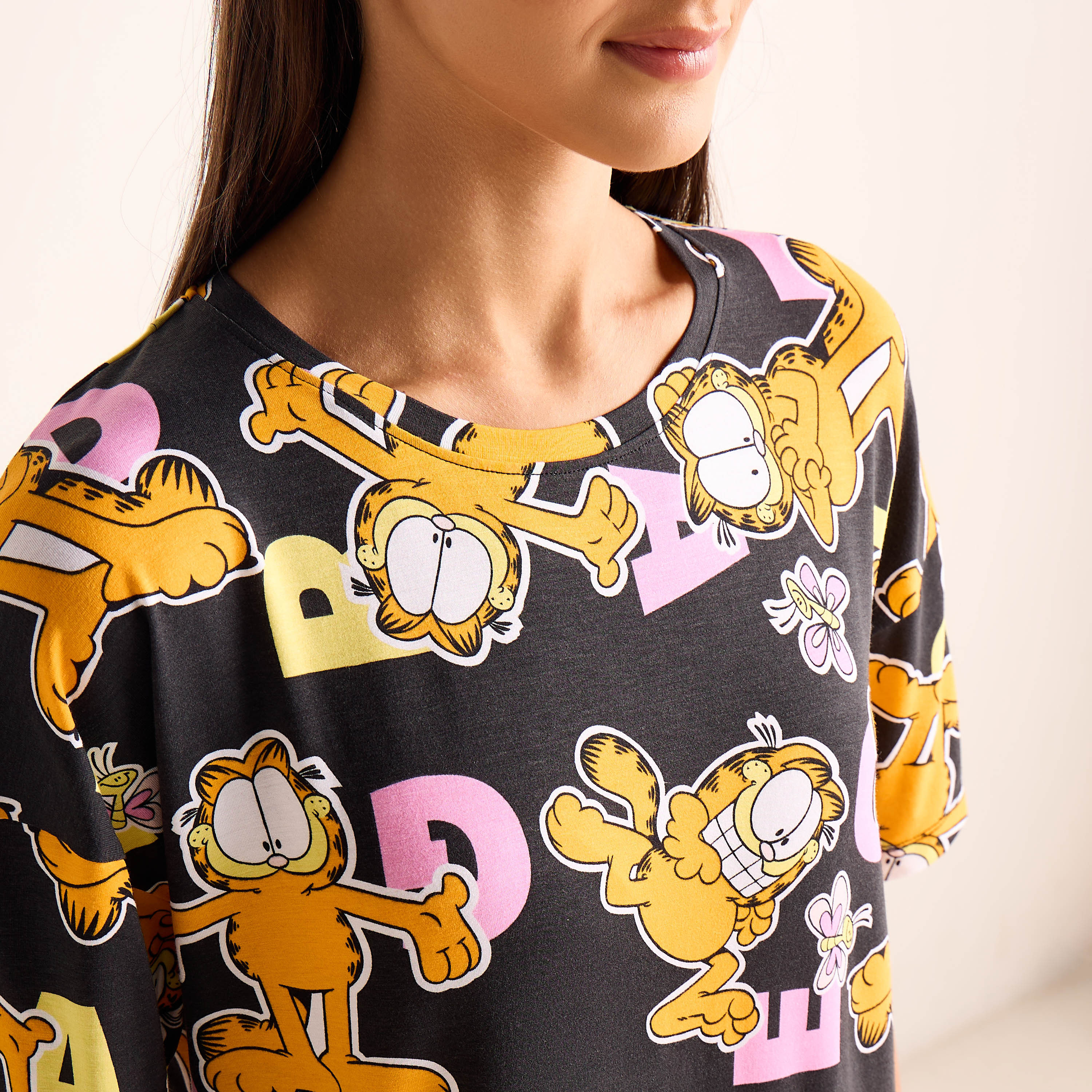 قميص نوم بطبعات غارفيلد-women-clothing-nightwear-nighties-image-4