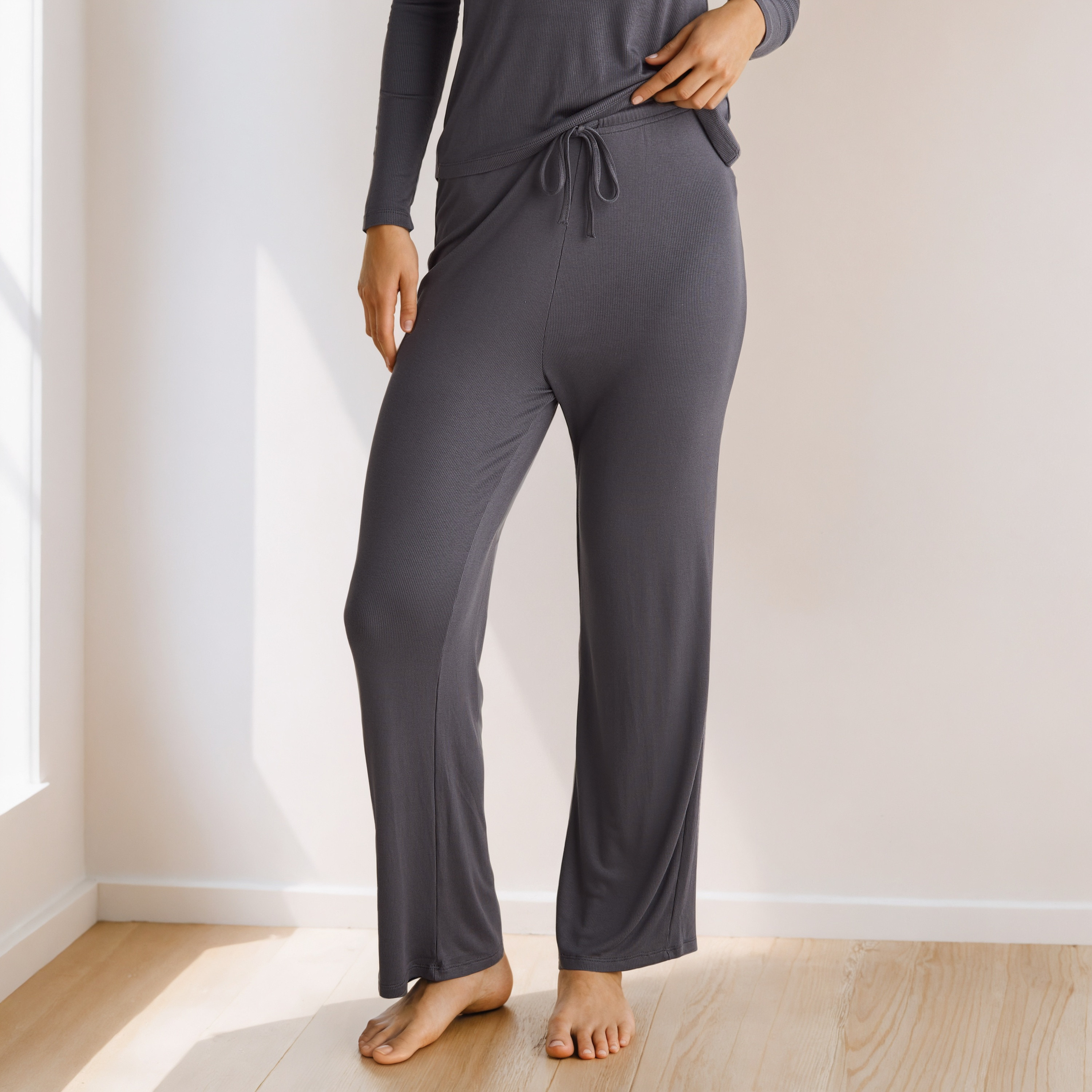 Lace Trim Pyjama Set-women-clothing-nightwear-pyjamas-longsets-image-4
