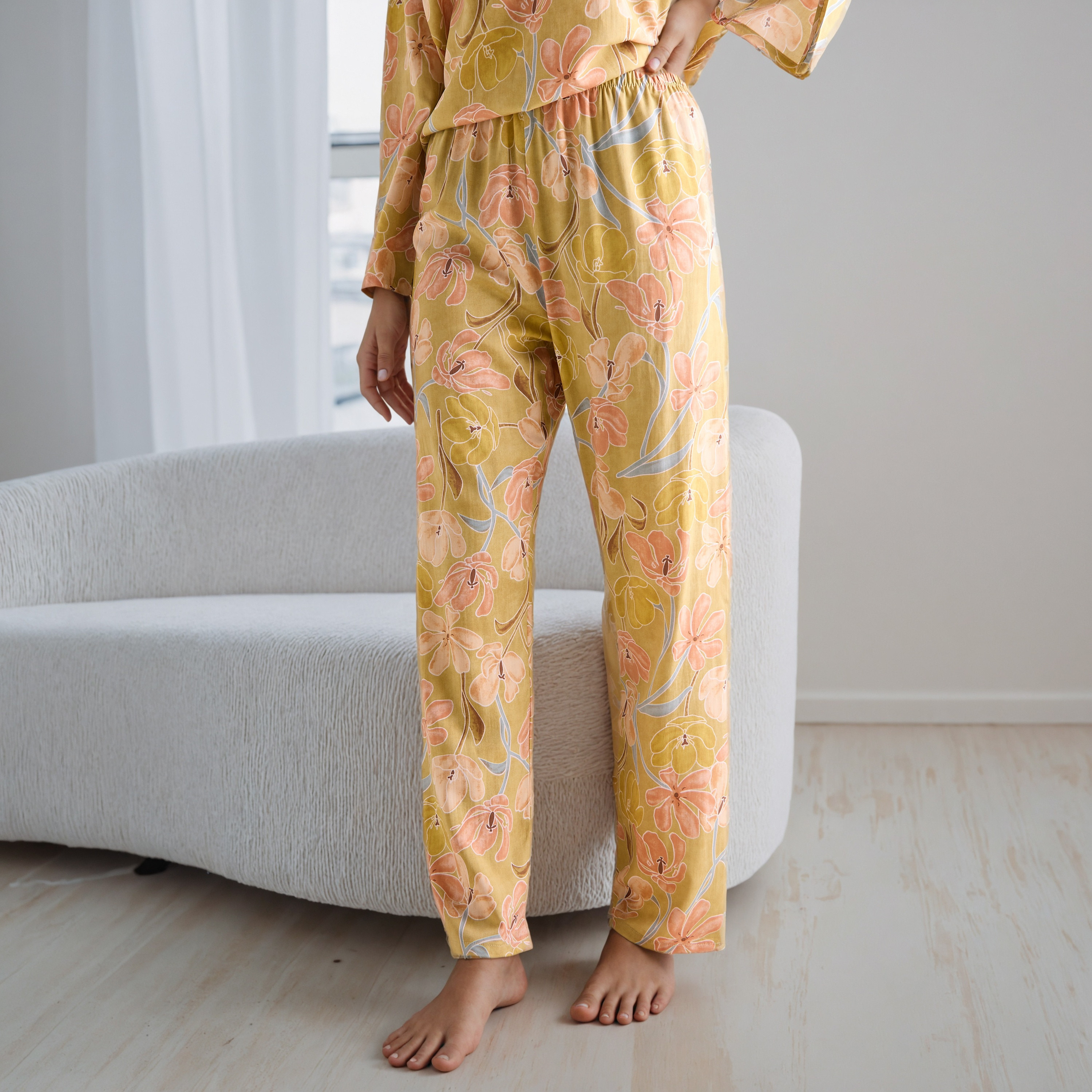 طقم بيجاما بطبعات-women-clothing-nightwear-pyjamas-longsets-image-4