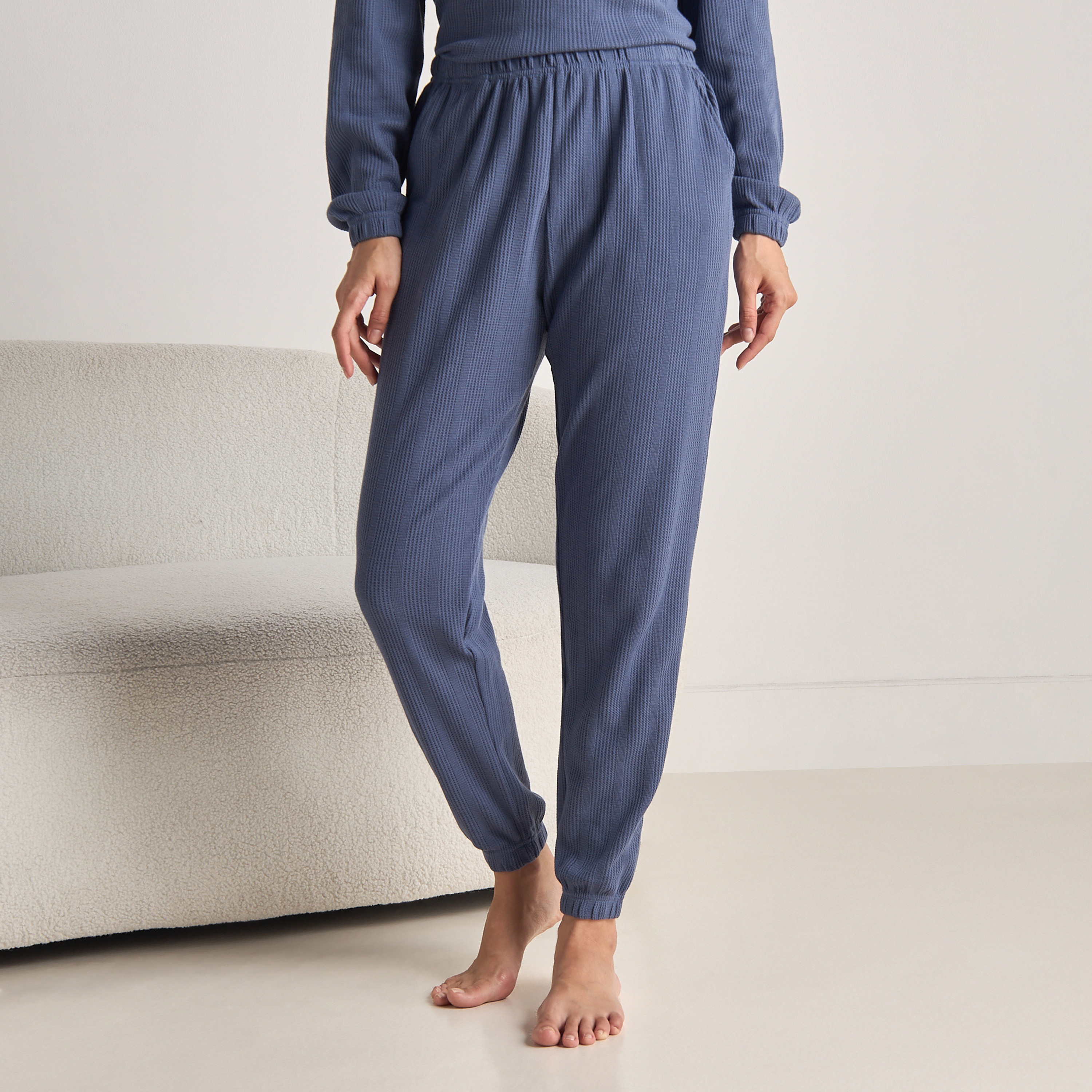 طقم بيجاما بنمط وافل بارز الملمس-women-clothing-nightwear-pyjamas-longsets-image-3