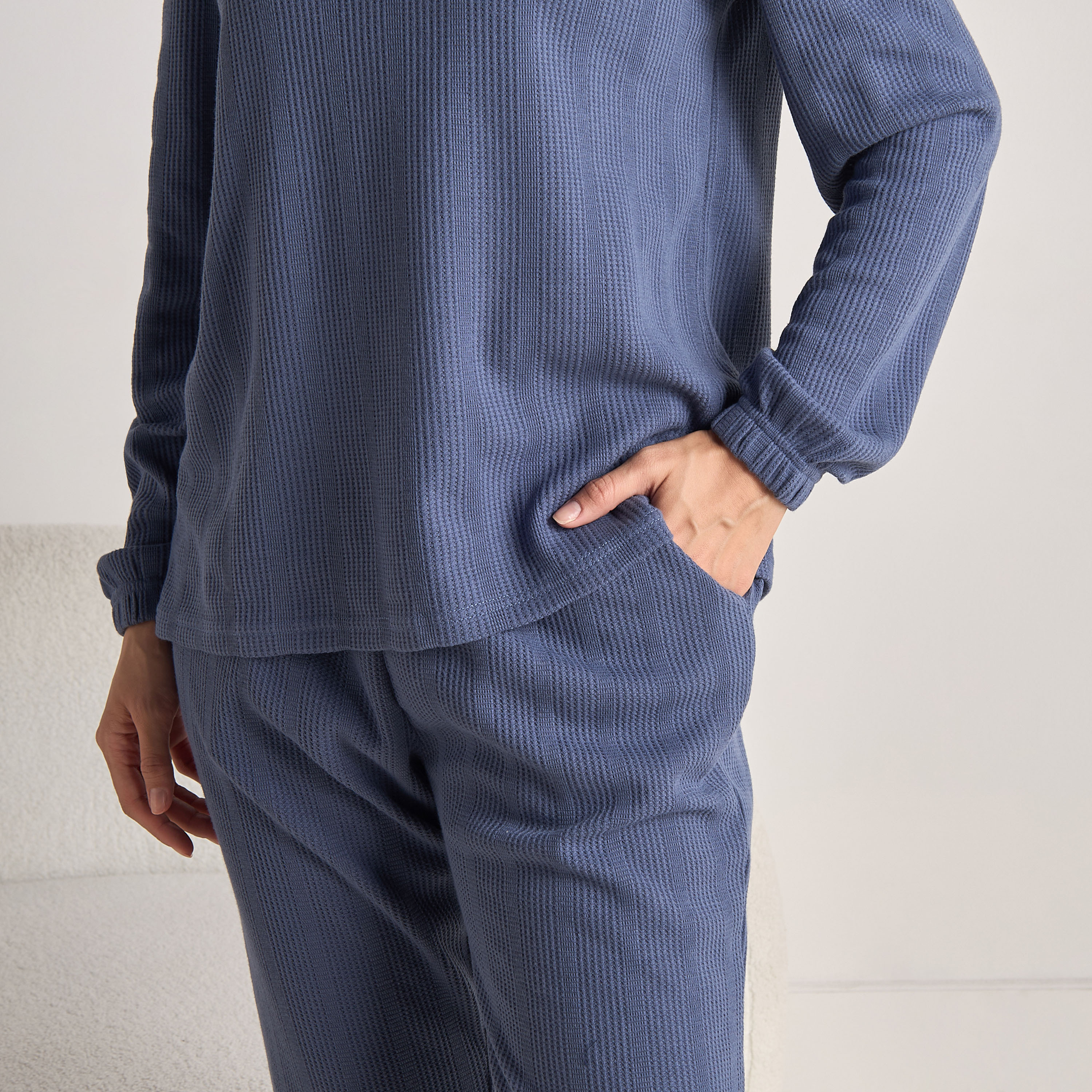طقم بيجاما بنمط وافل بارز الملمس-women-clothing-nightwear-pyjamas-longsets-image-5