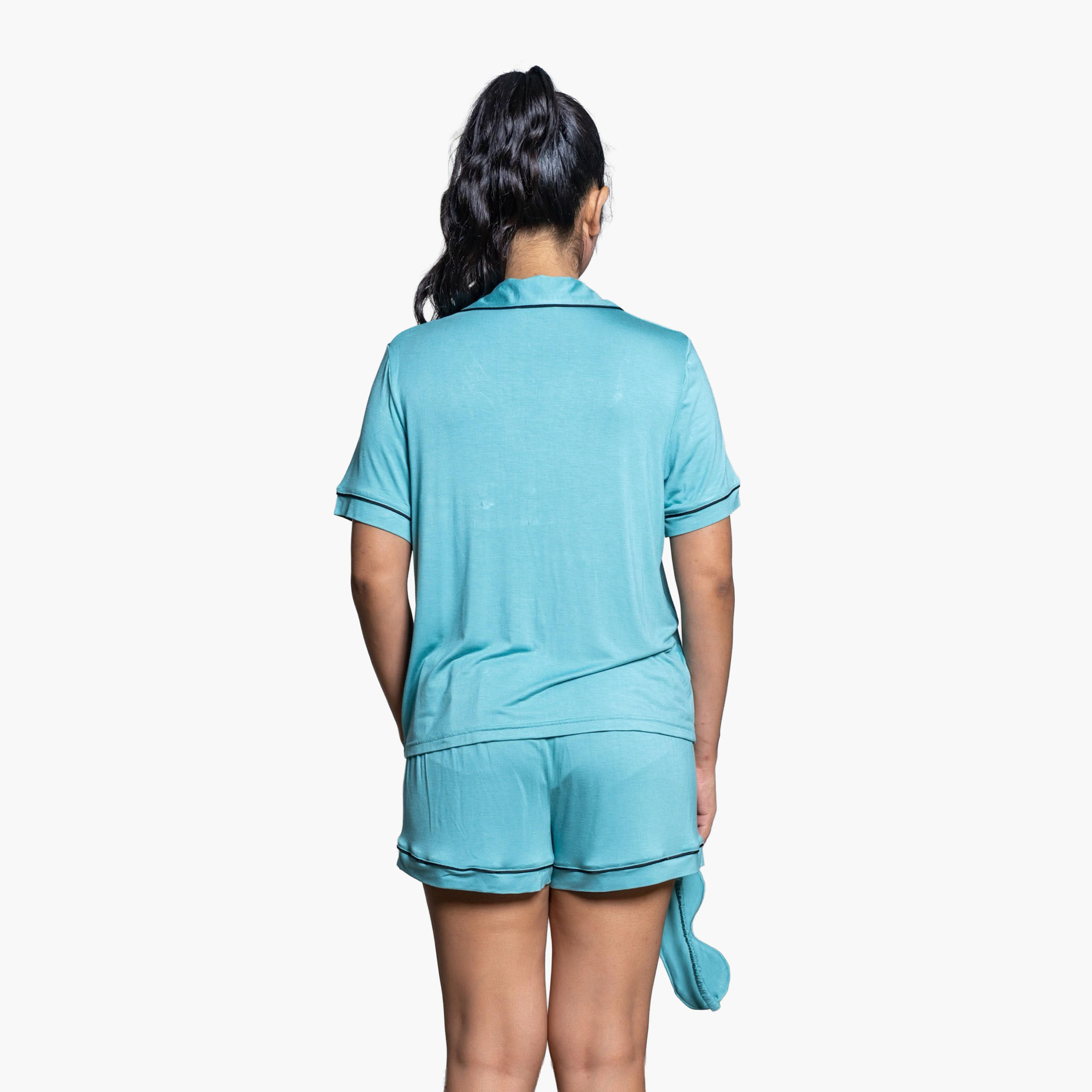 طقم شورت وقميص رايون من آدارايا-women-clothing-nightwear-pyjamas-shortsets-image-3