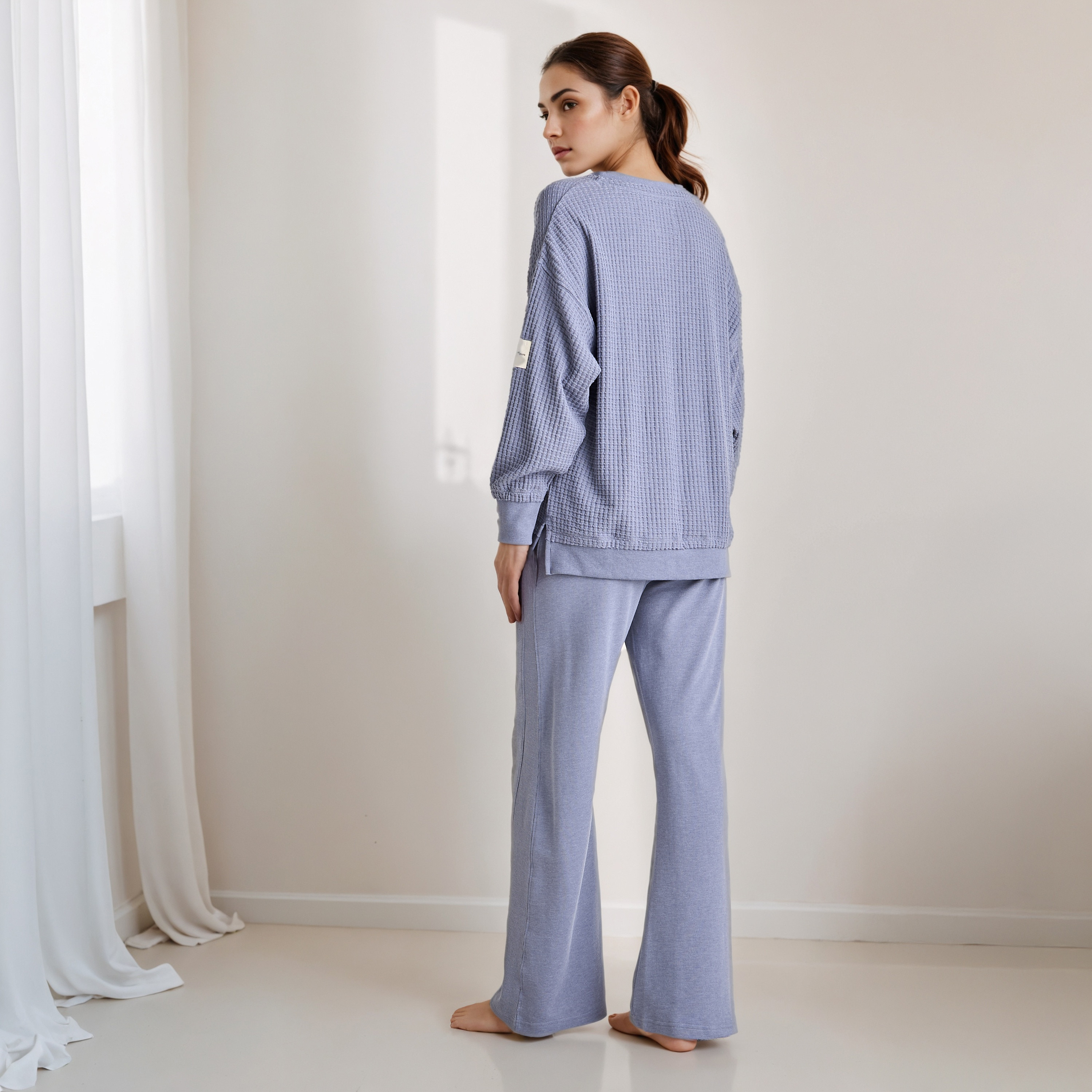 طقم بيجاما سويت شيرت وبنطلون بارز الملمس-women-clothing-nightwear-pyjamas-longsets-image-3