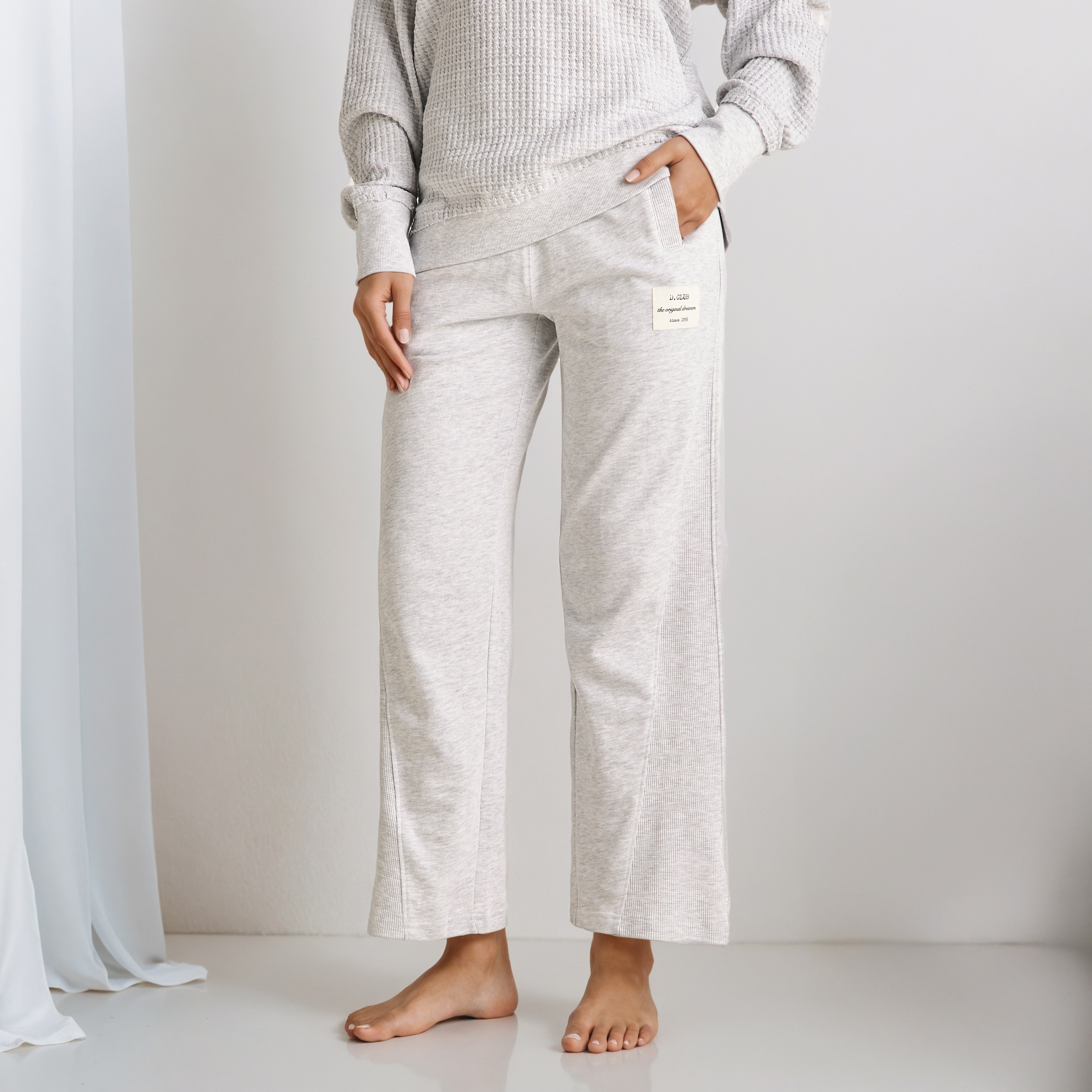 Pyjama Set Textured Sweatshirt & Pants-women-clothing-nightwear-pyjamas-longsets-image-5