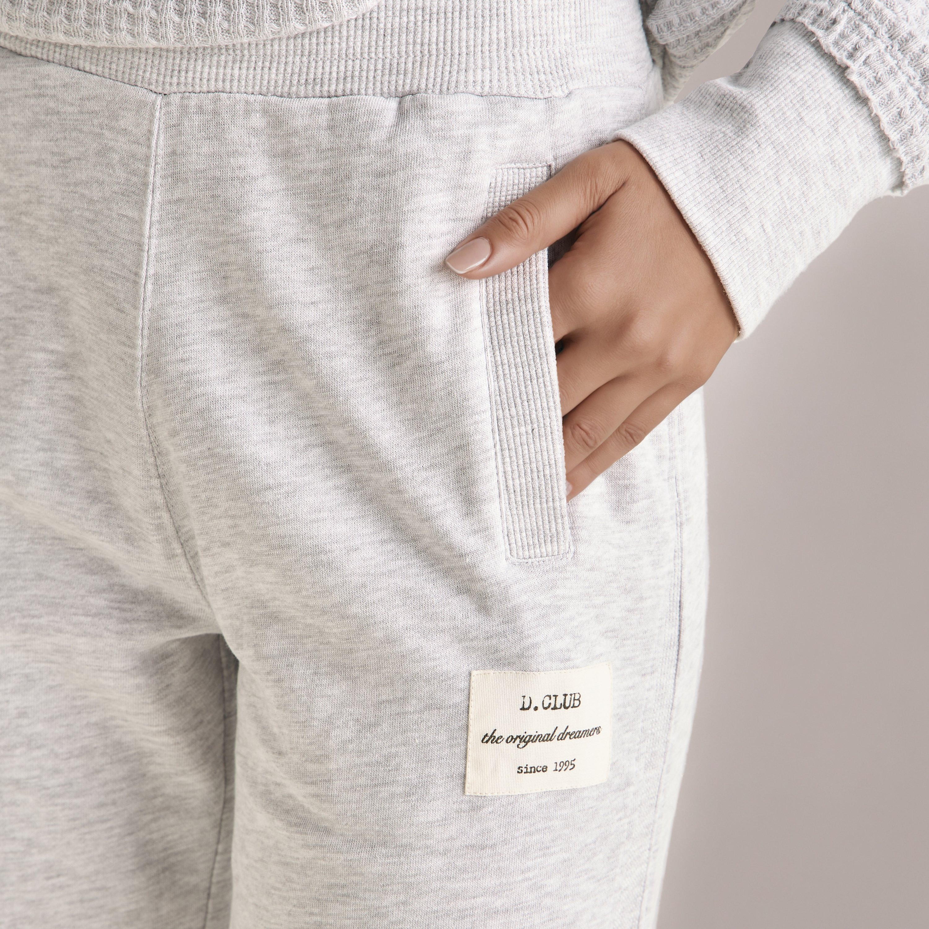 Pyjama Set Textured Sweatshirt & Pants-women-clothing-nightwear-pyjamas-longsets-image-7