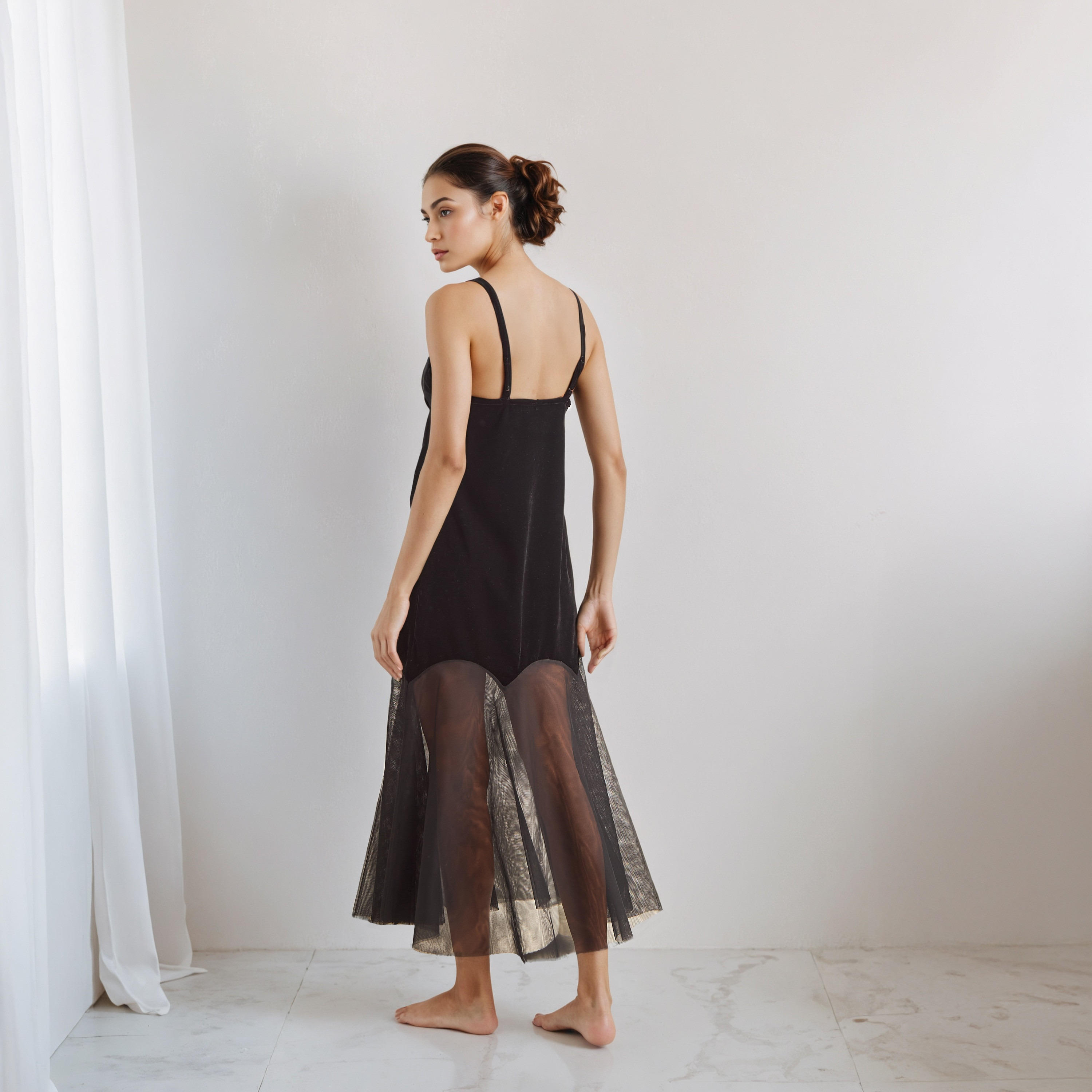 فستان نوم من مزيج البوليستر برقبة V-women-clothing-nightwear-nighties-image-2