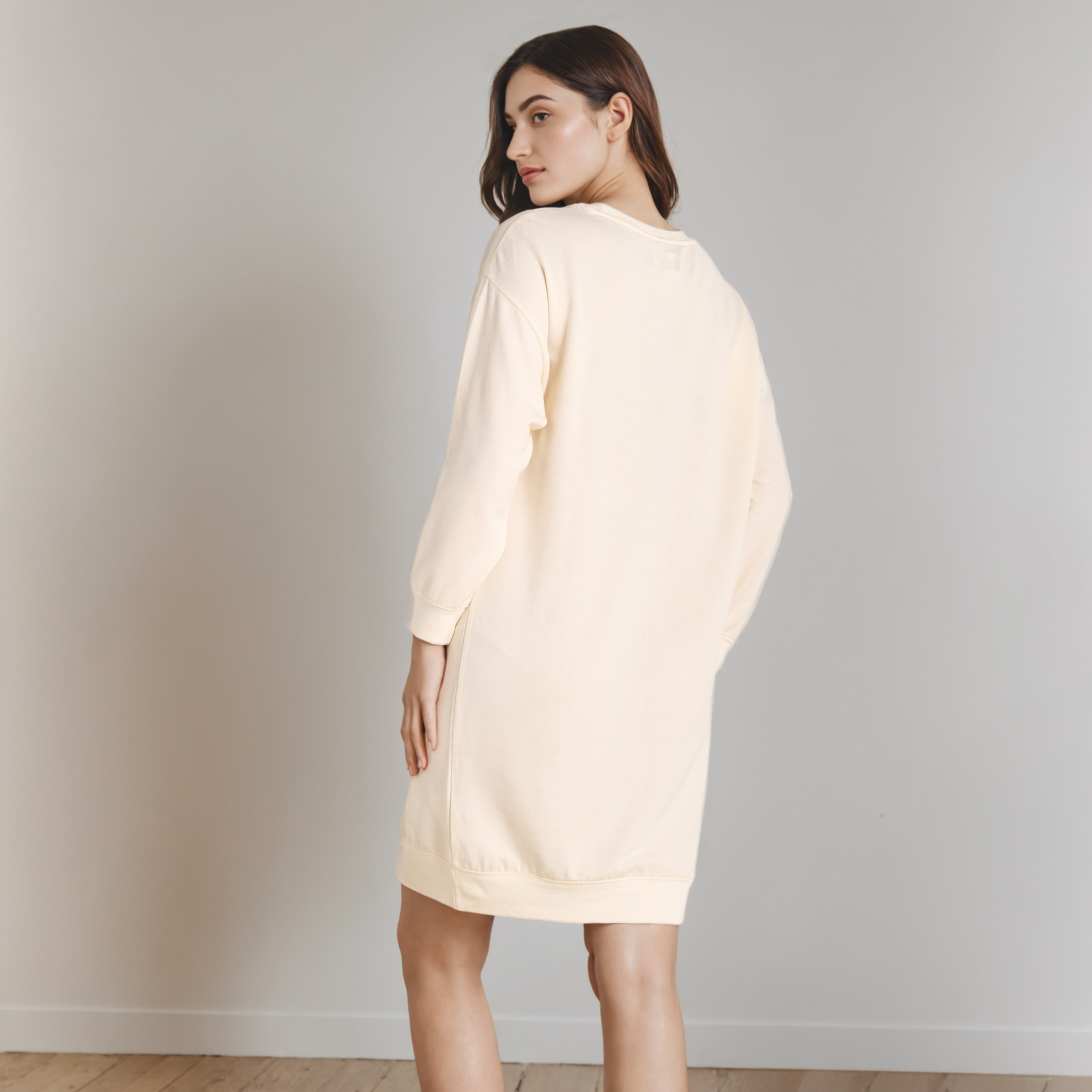 قميص نوم بطبعات وأكمام طويلة-women-clothing-nightwear-nighties-image-3