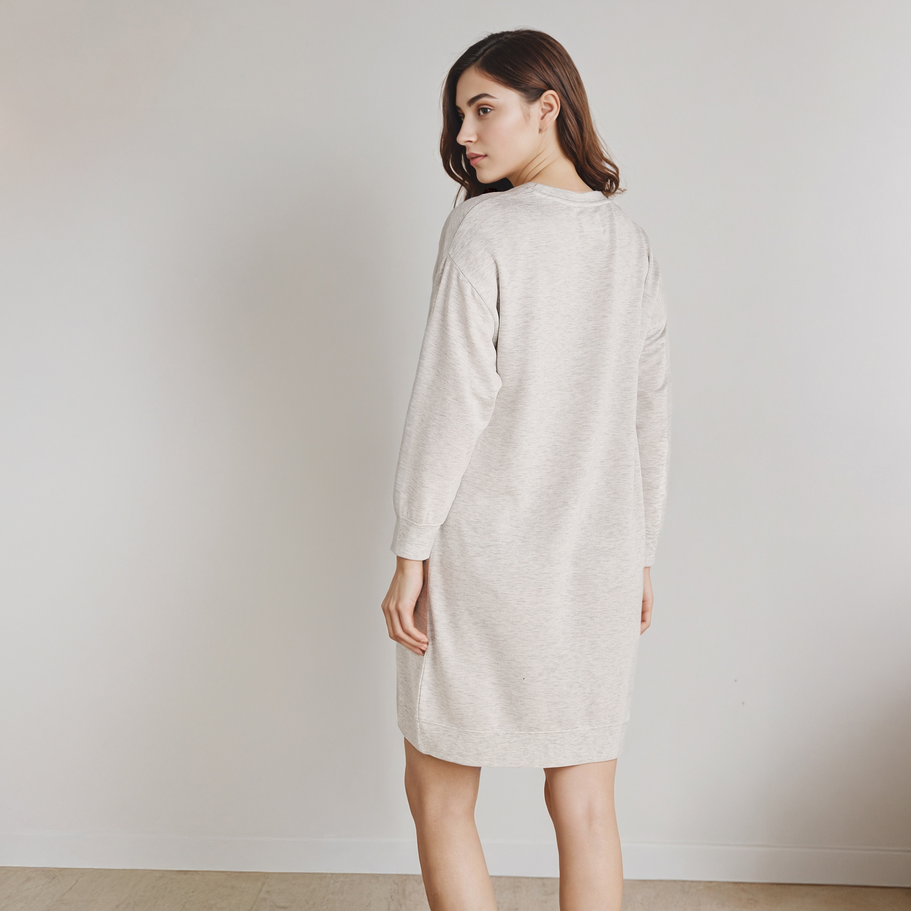 قميص نوم بطبعات وأكمام طويلة-women-clothing-nightwear-nighties-image-3