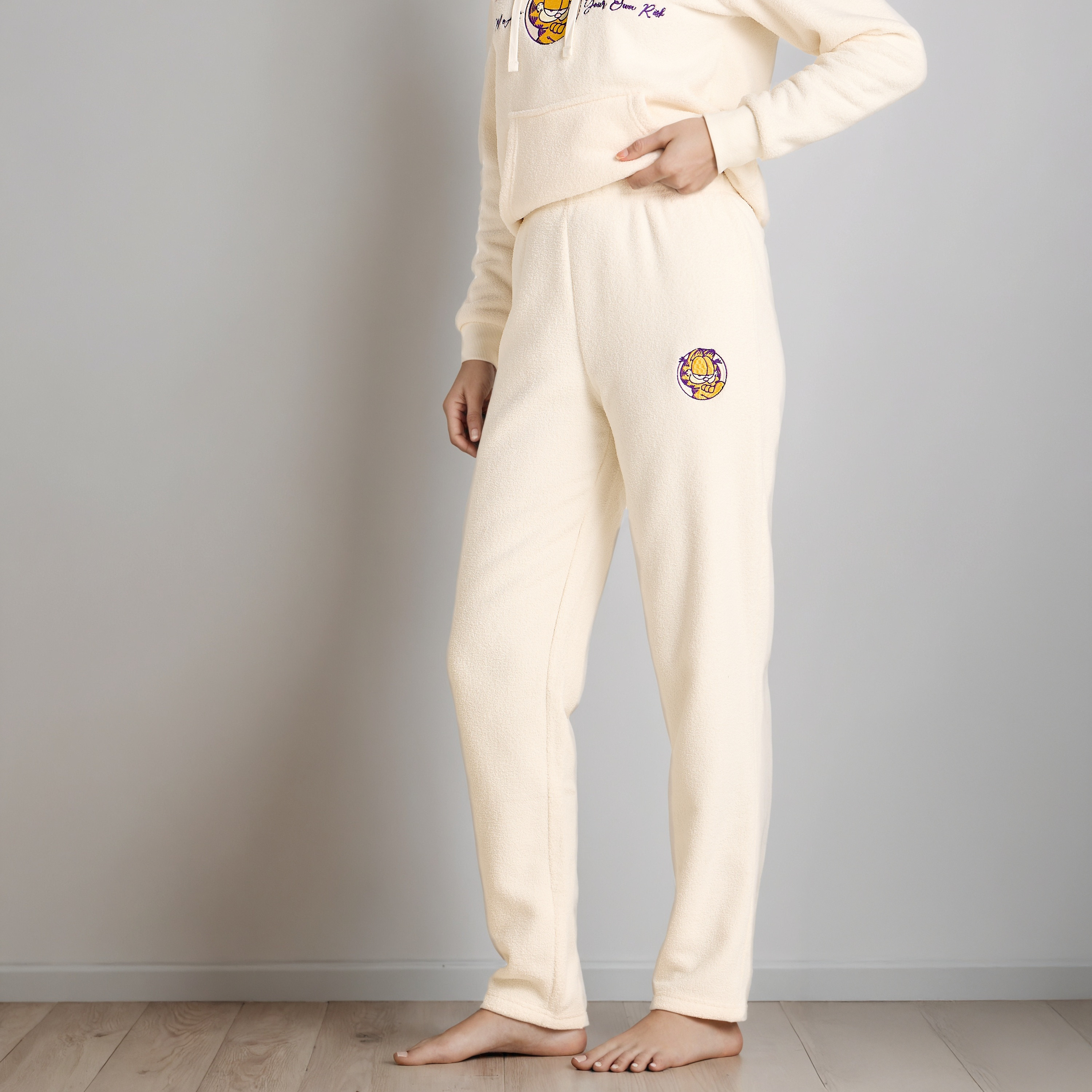 Pyjama Set Hooded Sweatshirt & Pyjamas-women-clothing-nightwear-pyjamas-longsets-image-3