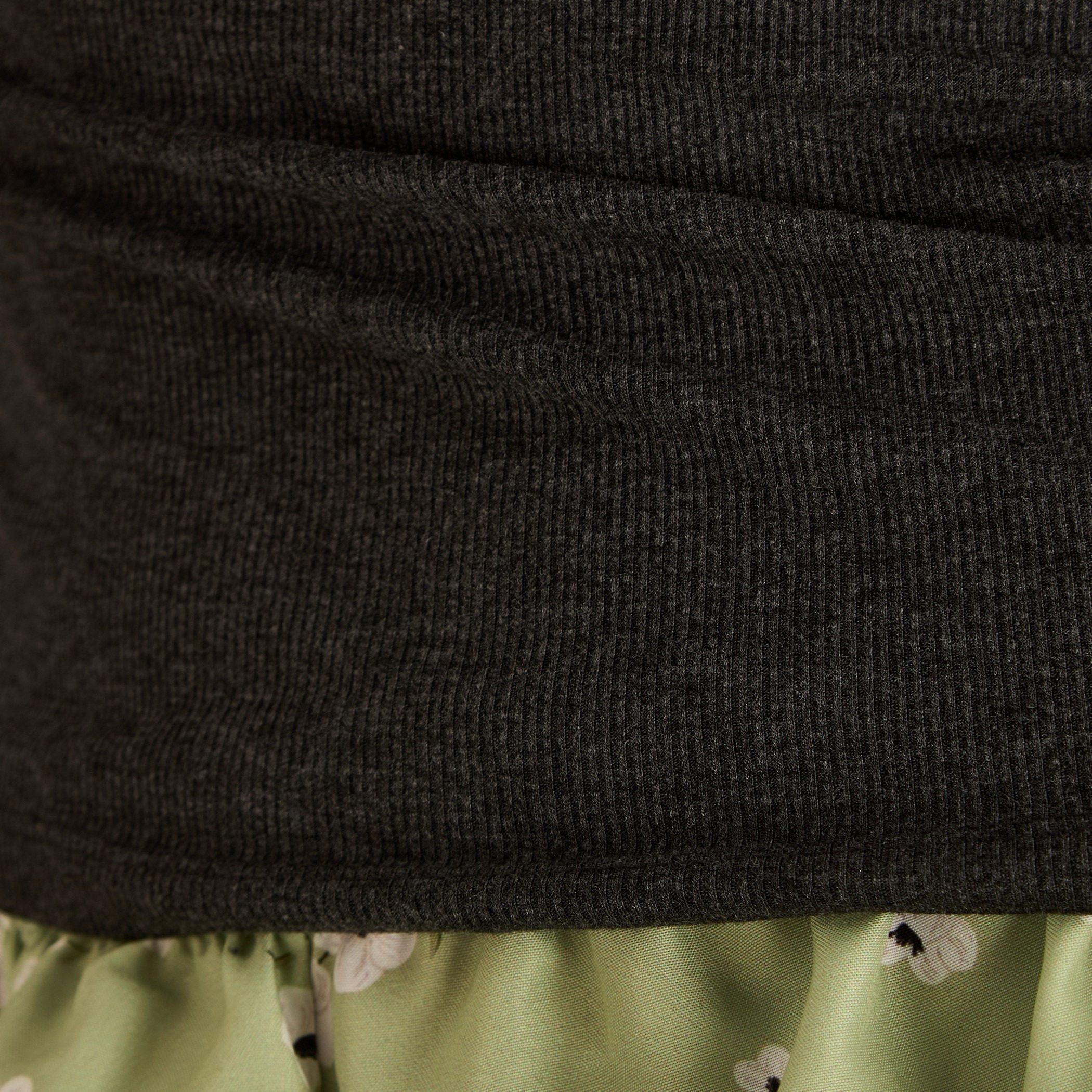 Ribbed Sleeveless Shaping Tank Top with Scoop Neck-women-clothing-tshirts-image-5