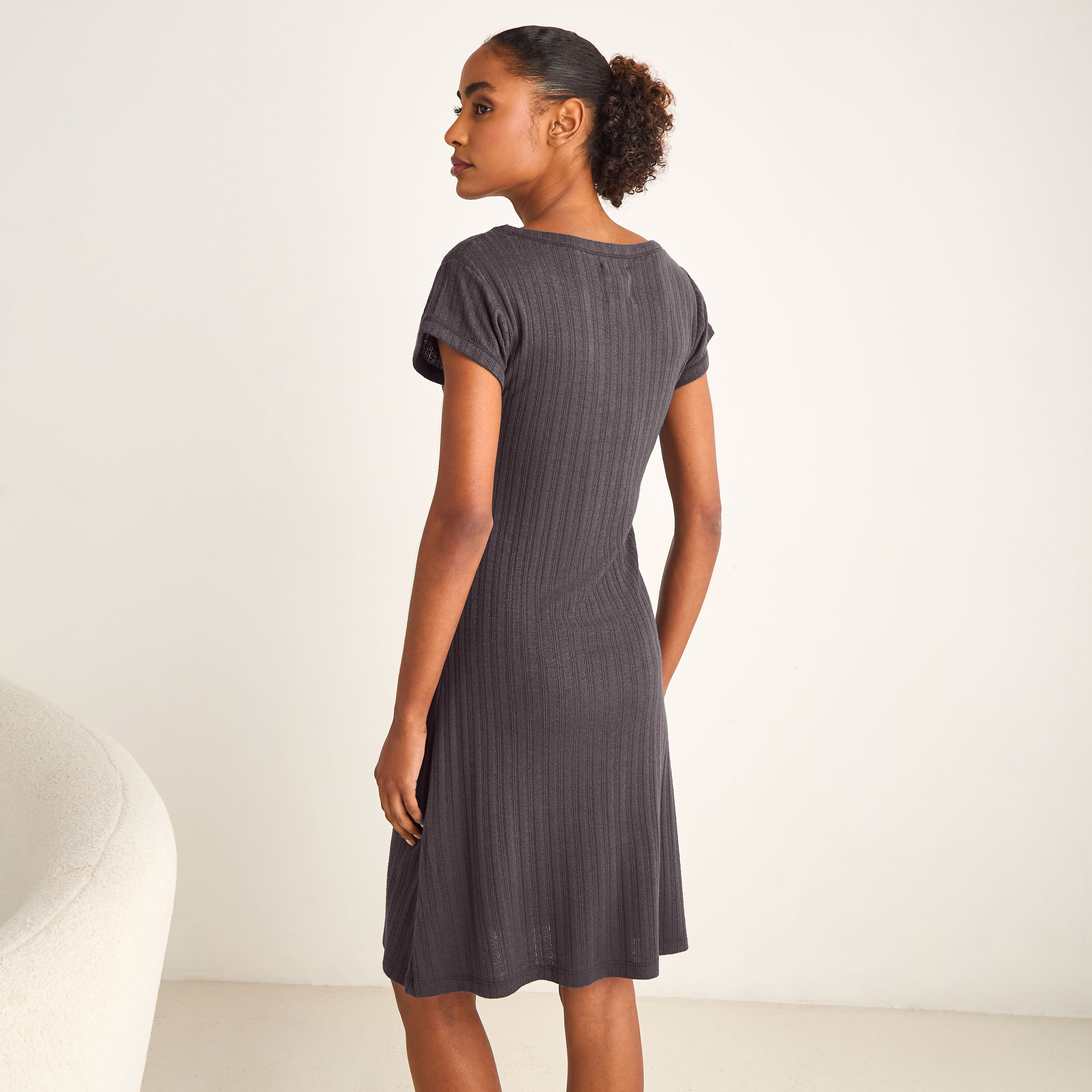 قميص نوم من مزيج الفيسكوز برباط على الرقبة-women-clothing-nightwear-nighties-image-3