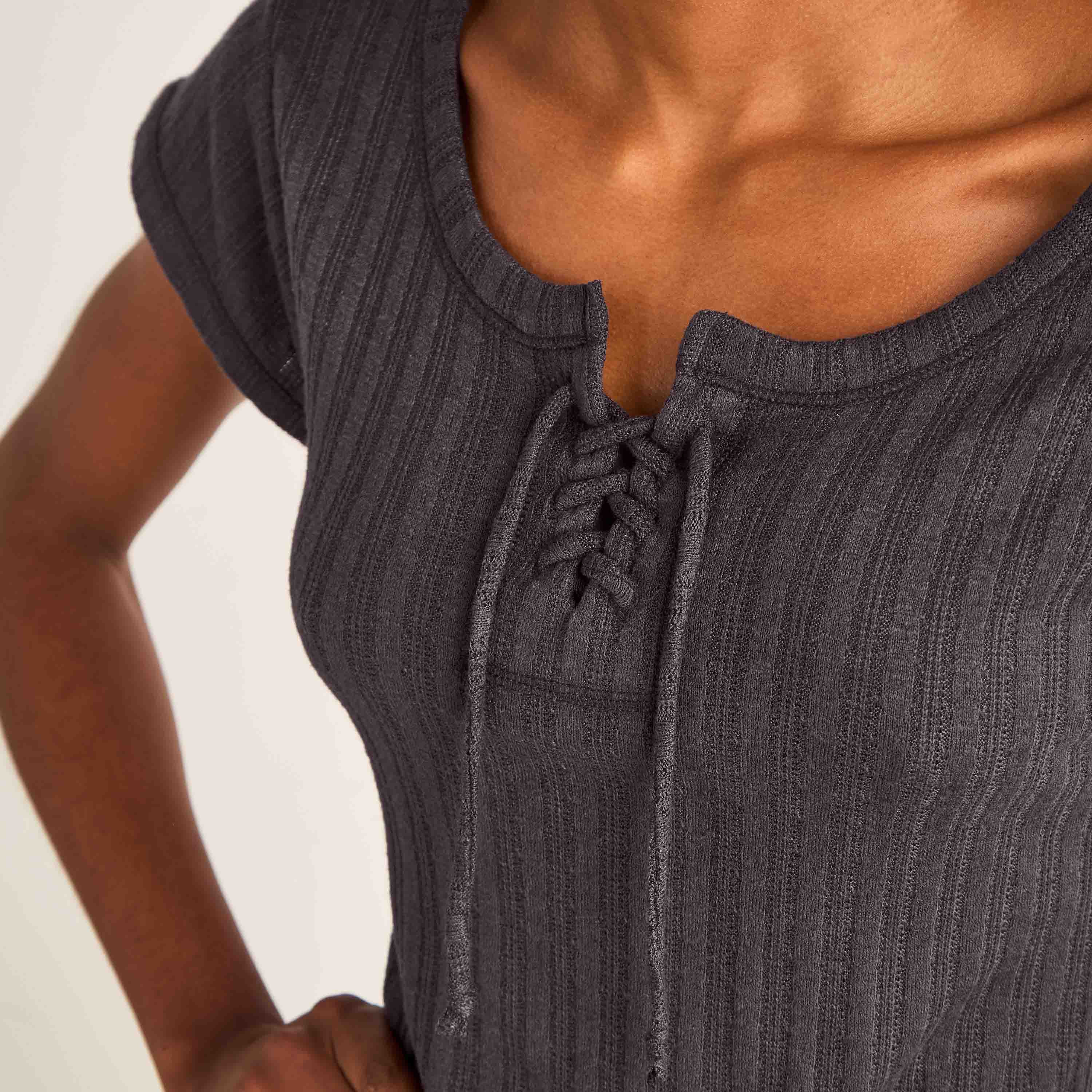 قميص نوم من مزيج الفيسكوز برباط على الرقبة-women-clothing-nightwear-nighties-image-4