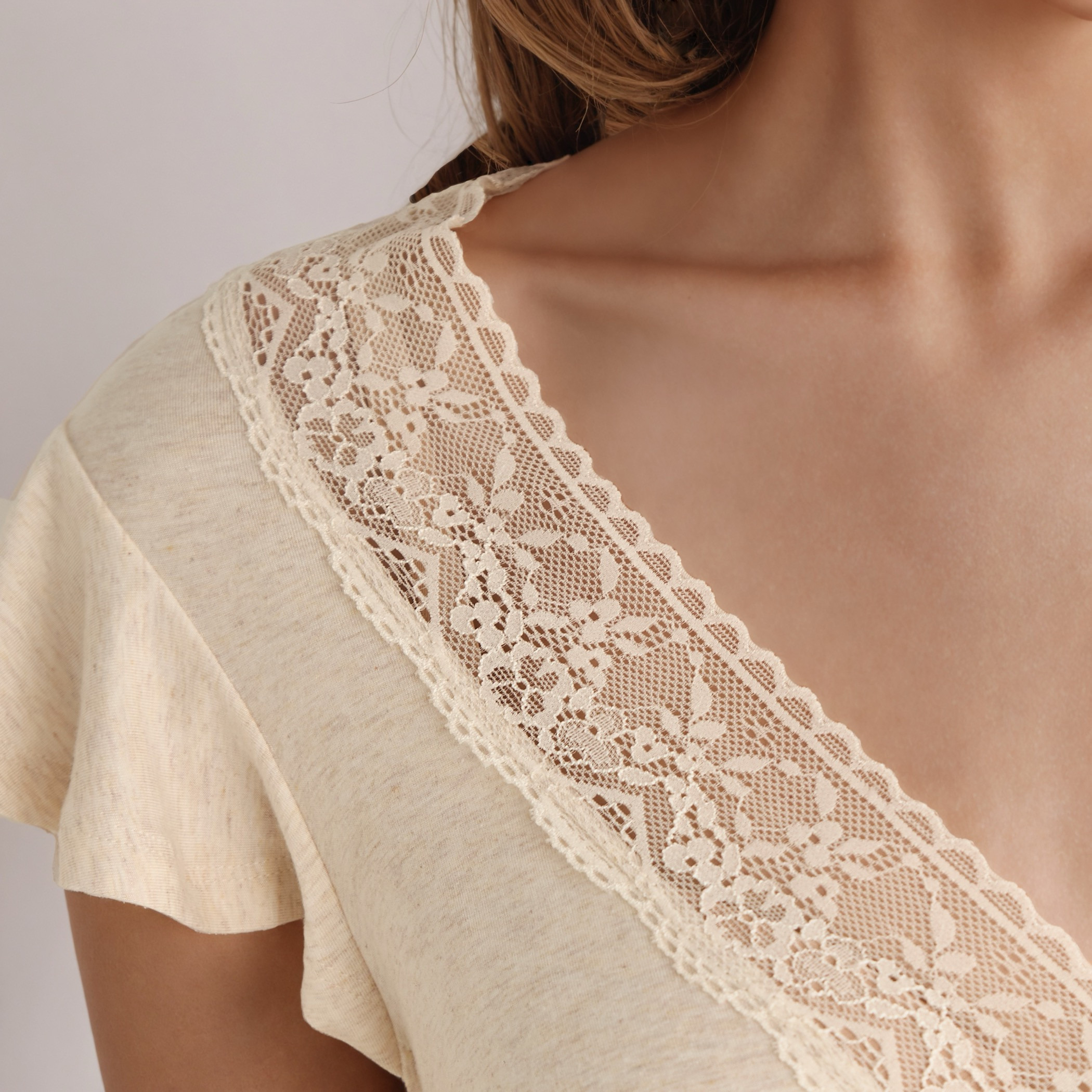 قميص نوم ميدي وحواف دانتيل-women-clothing-nightwear-nighties-image-5