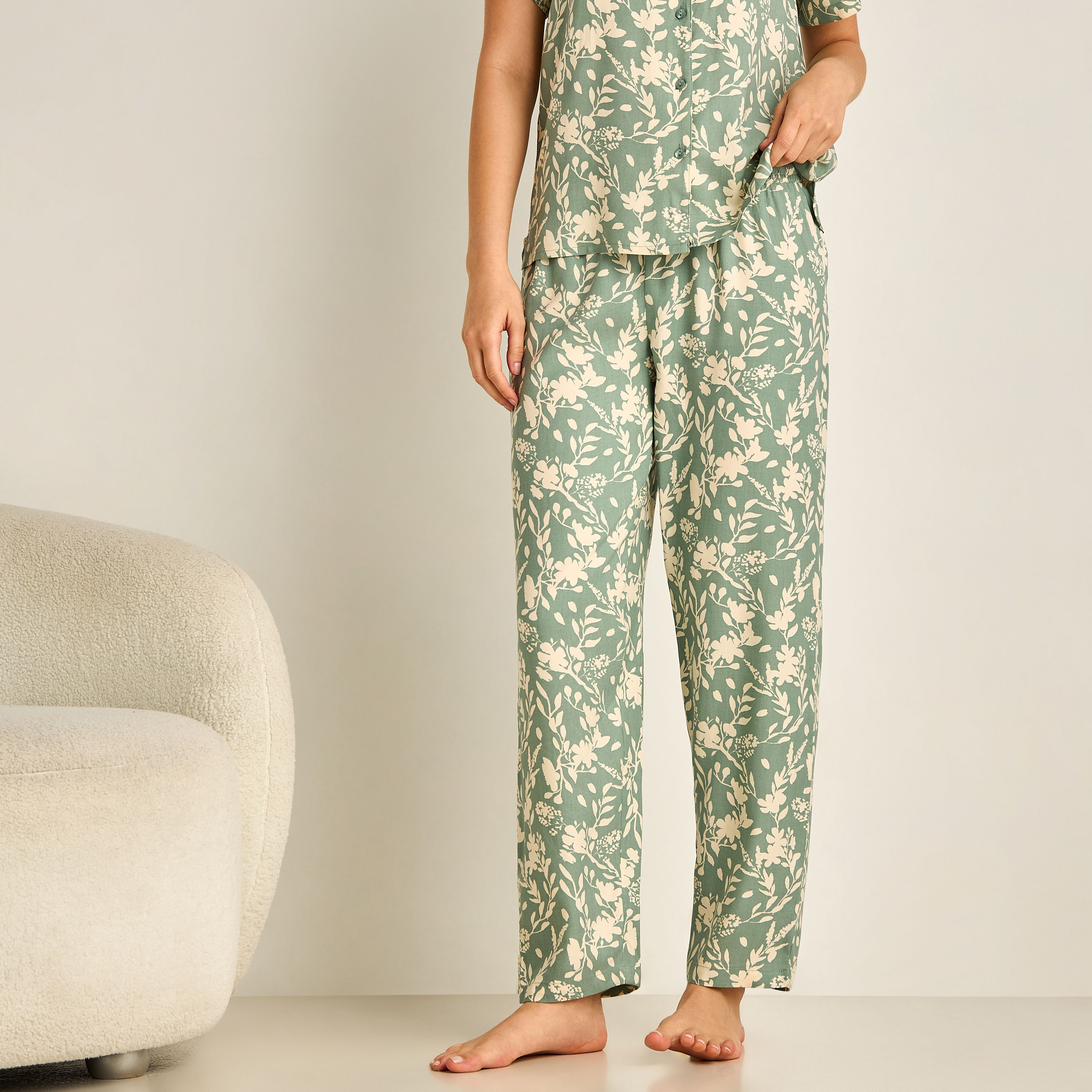 Pyjama Set Button-Down Shirt & Trousers Viscose-women-clothing-nightwear-pyjamas-longsets-image-4