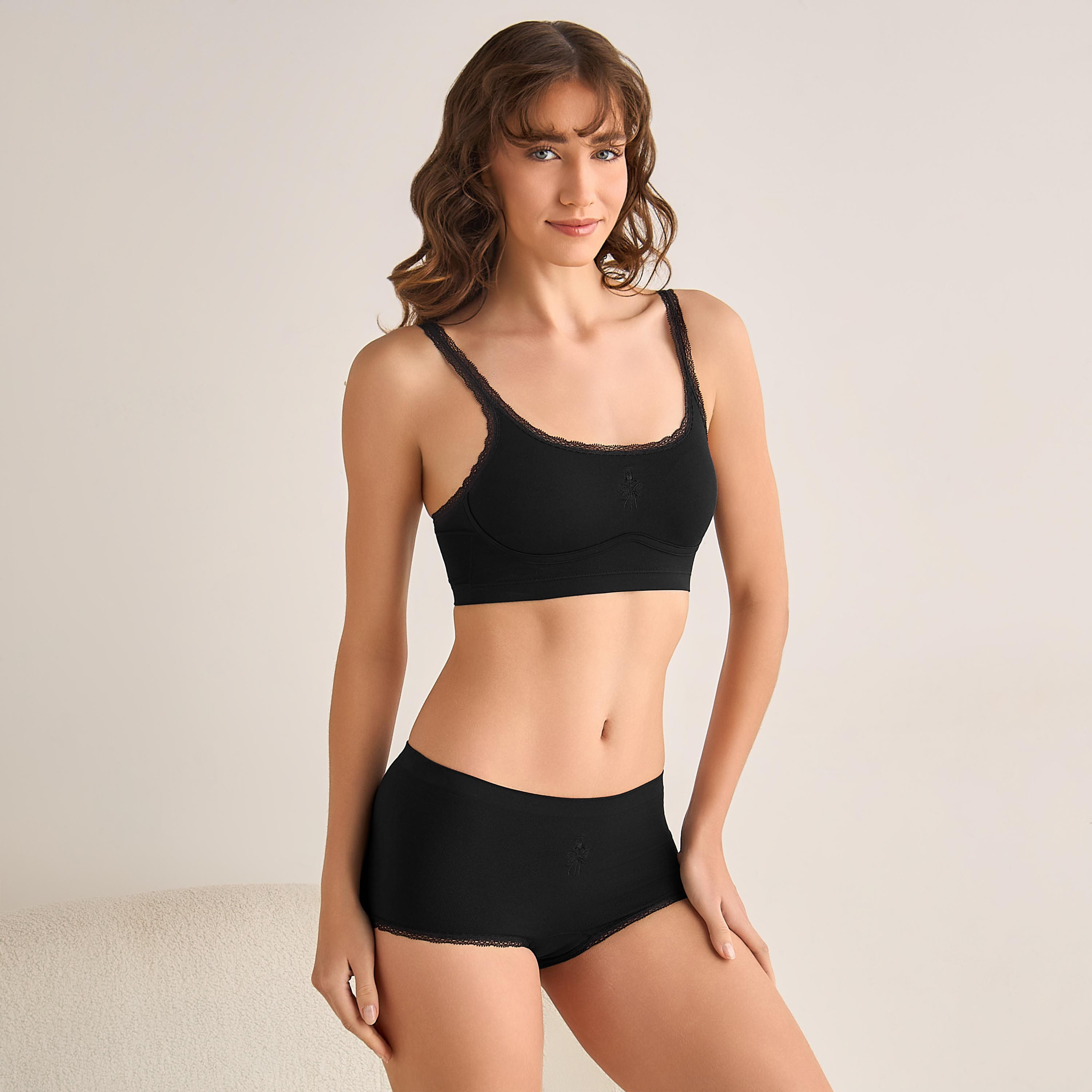 Skins Seamless Bralette Medium Coverage-women-clothing-lingerie-bras-image-5