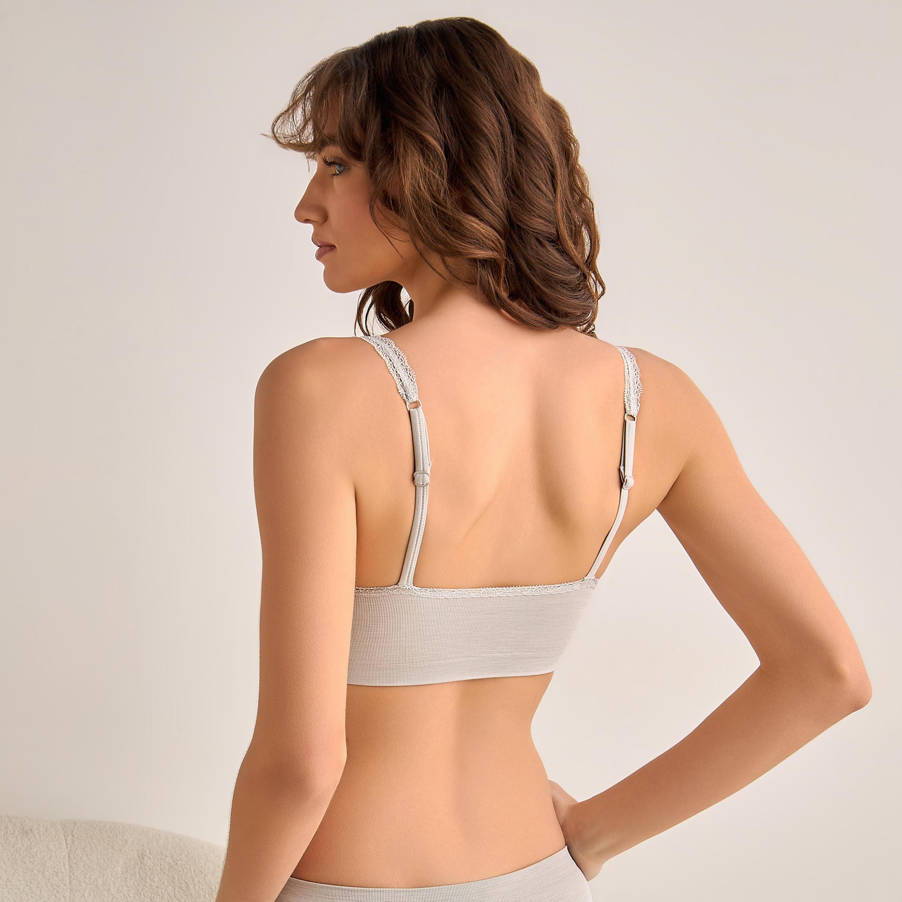 Skins Seamless Bralette Medium Coverage-PROMO_SP_OM_2FOR5_130625-image-2