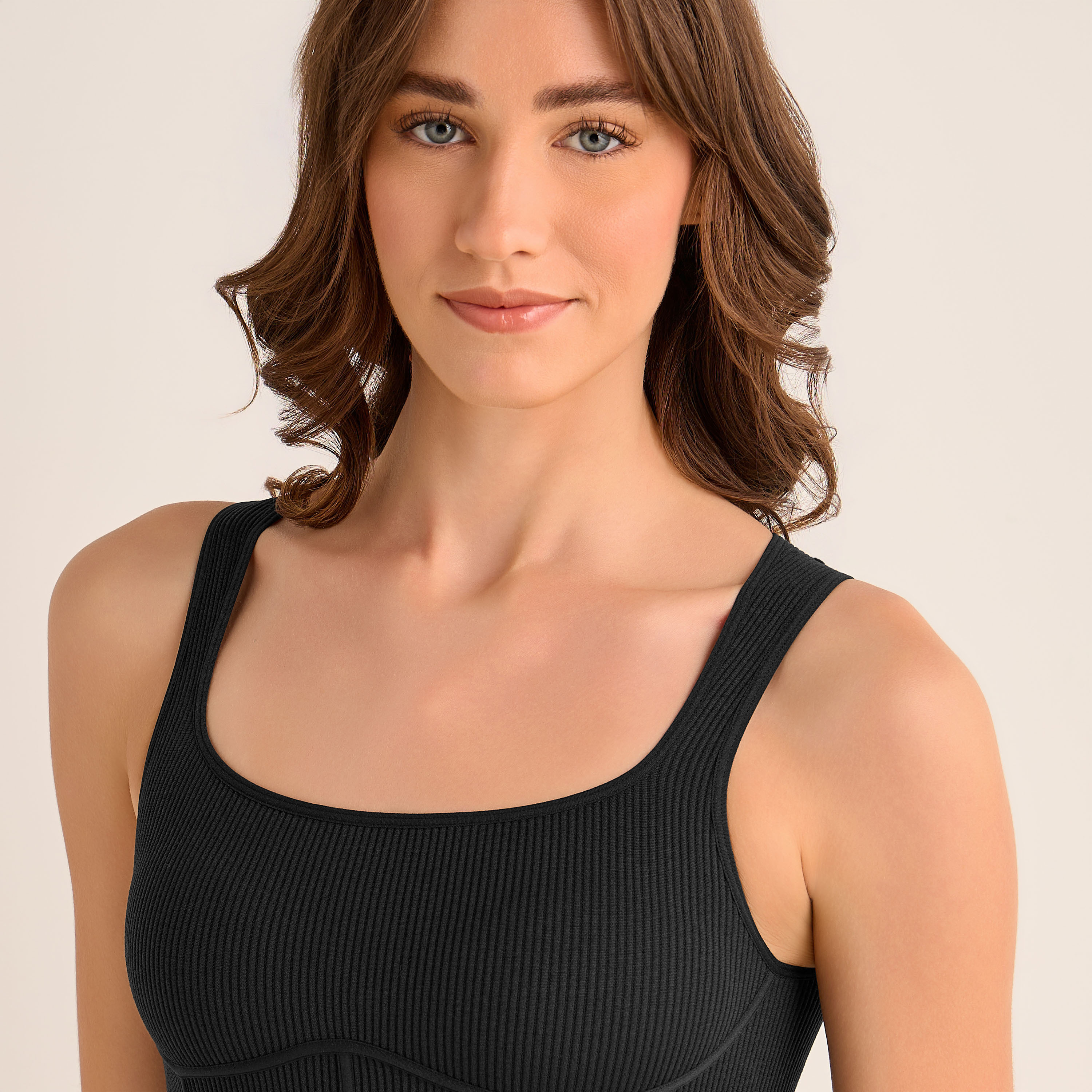 بلوزة كامي مضلعة بدون حياكة من سكينز-women-clothing-lingerie-camisoles-image-4