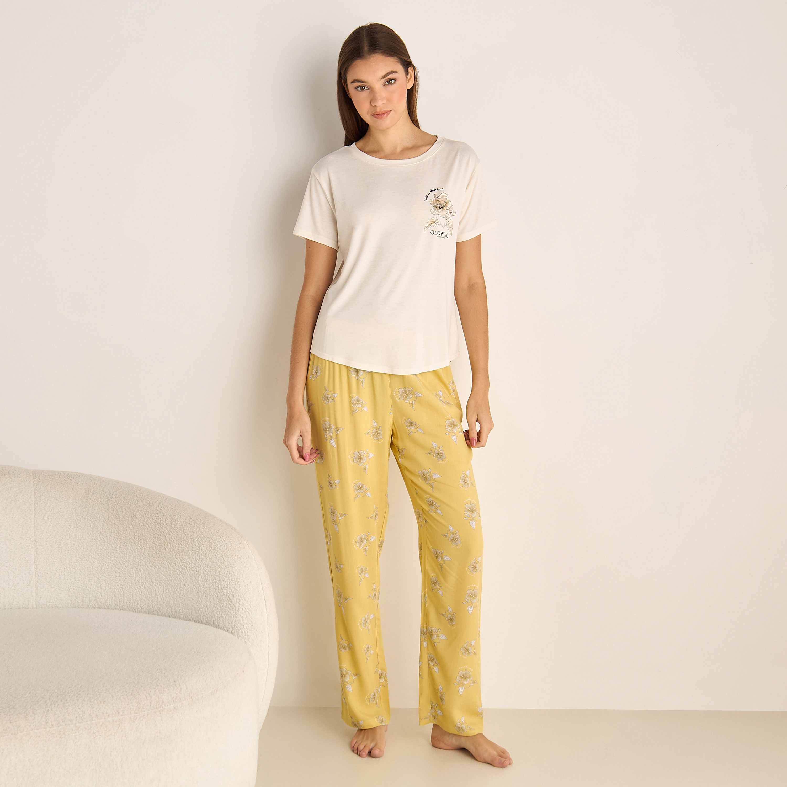Pyjama Set T-shirt and Pants-women-clothing-nightwear-pyjamas-longsets-image-1