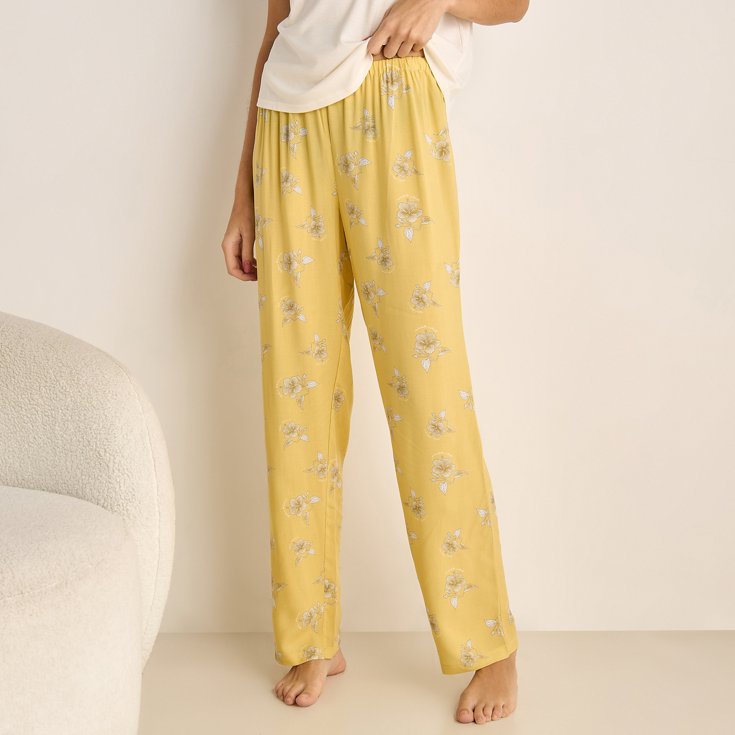 Pyjama Set T-shirt and Pants-women-clothing-nightwear-pyjamas-longsets-image-4