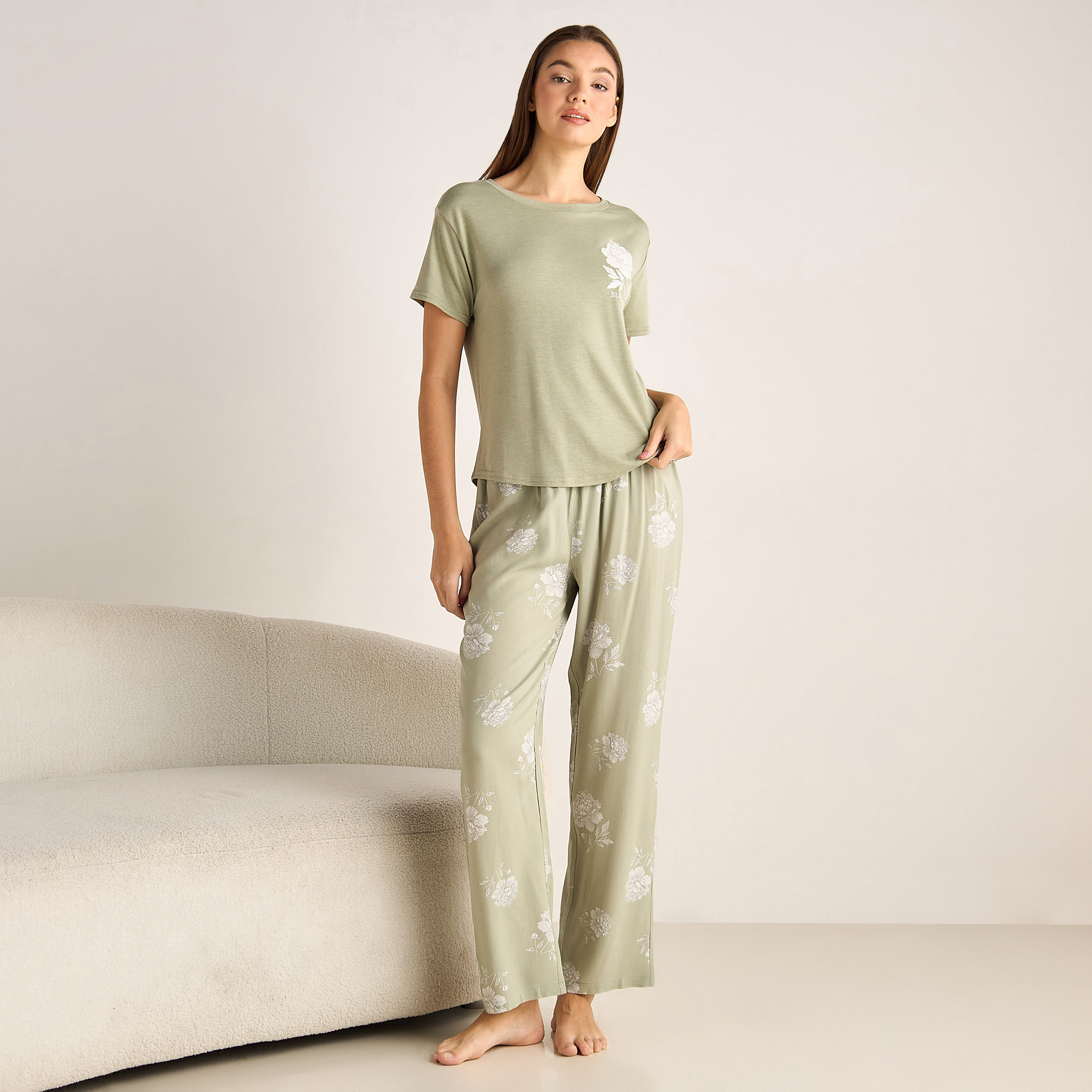 Pyjama Set T-shirt and Pants-women-clothing-nightwear-pyjamas-longsets-image-1
