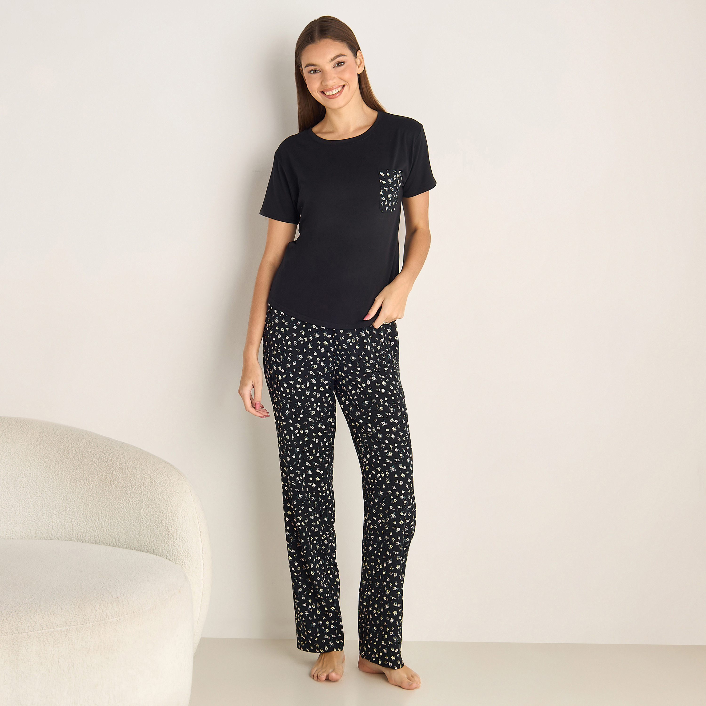 Pyjama Set T-shirt and Pants-women-clothing-nightwear-pyjamas-longsets-image-1