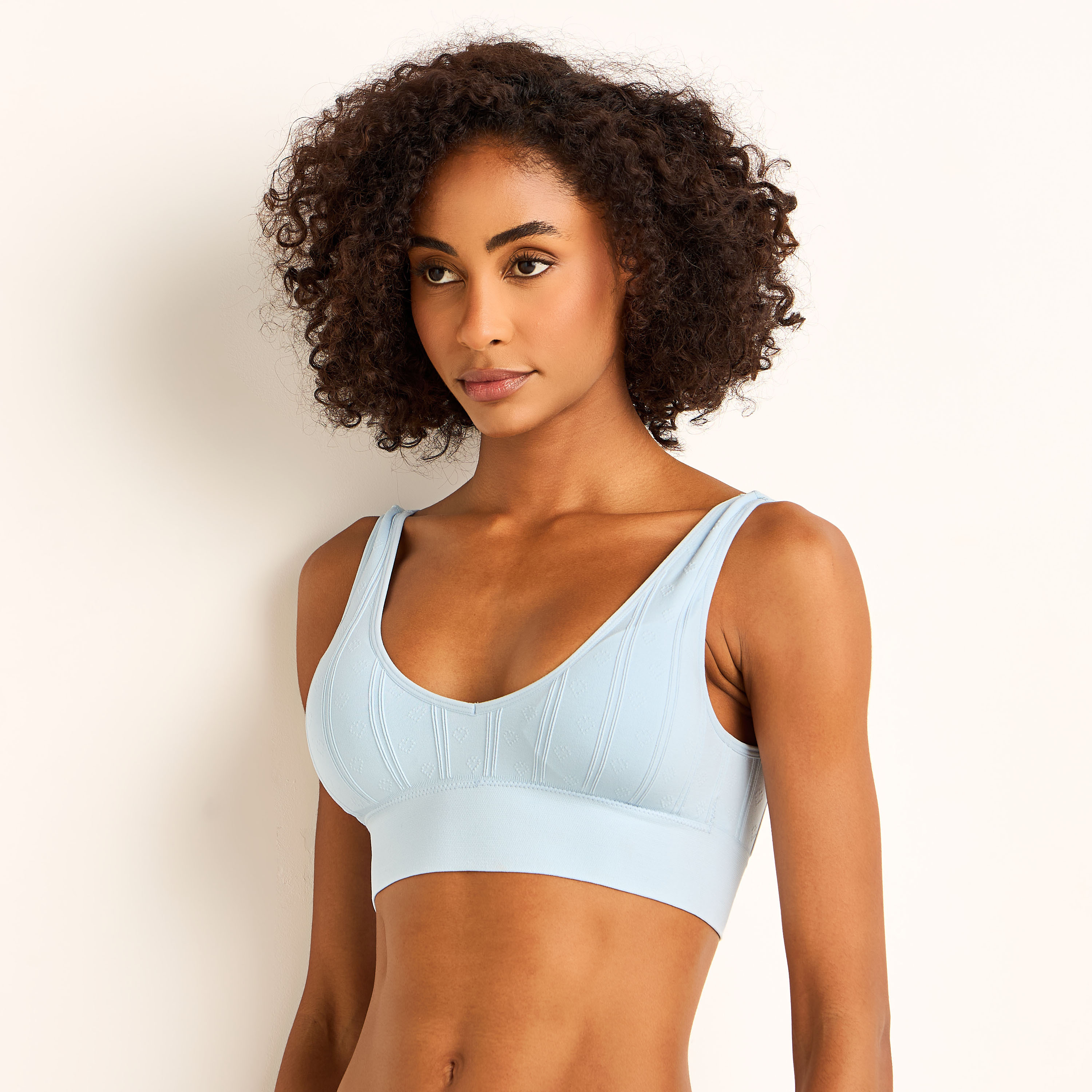 حمالة صدر بدون درزات عدد 3-women-clothing-lingerie-bras-image-6