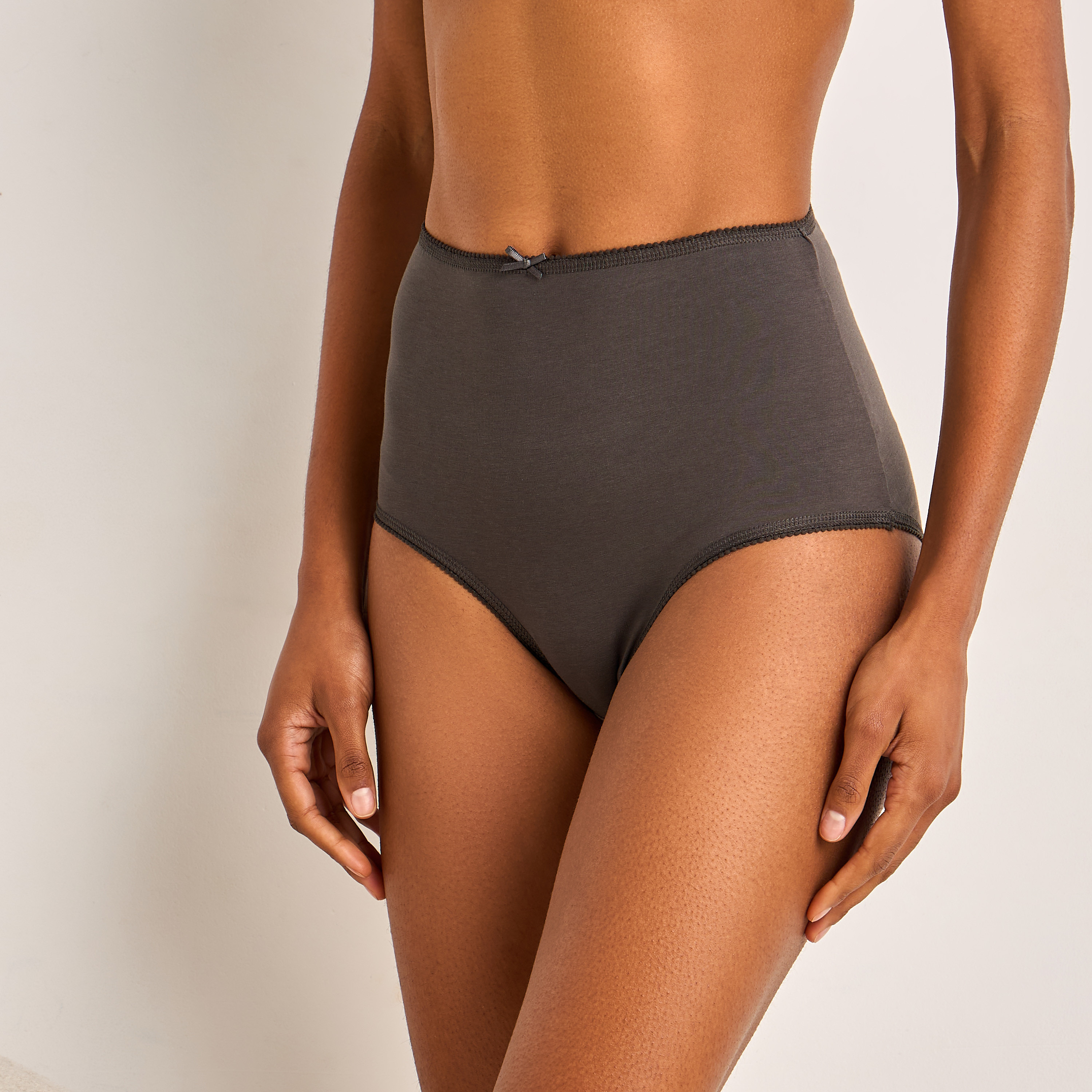 سراويل داخلية بفيونكة - طقم 5 قطع-women-clothing-lingerie-panties-image-7