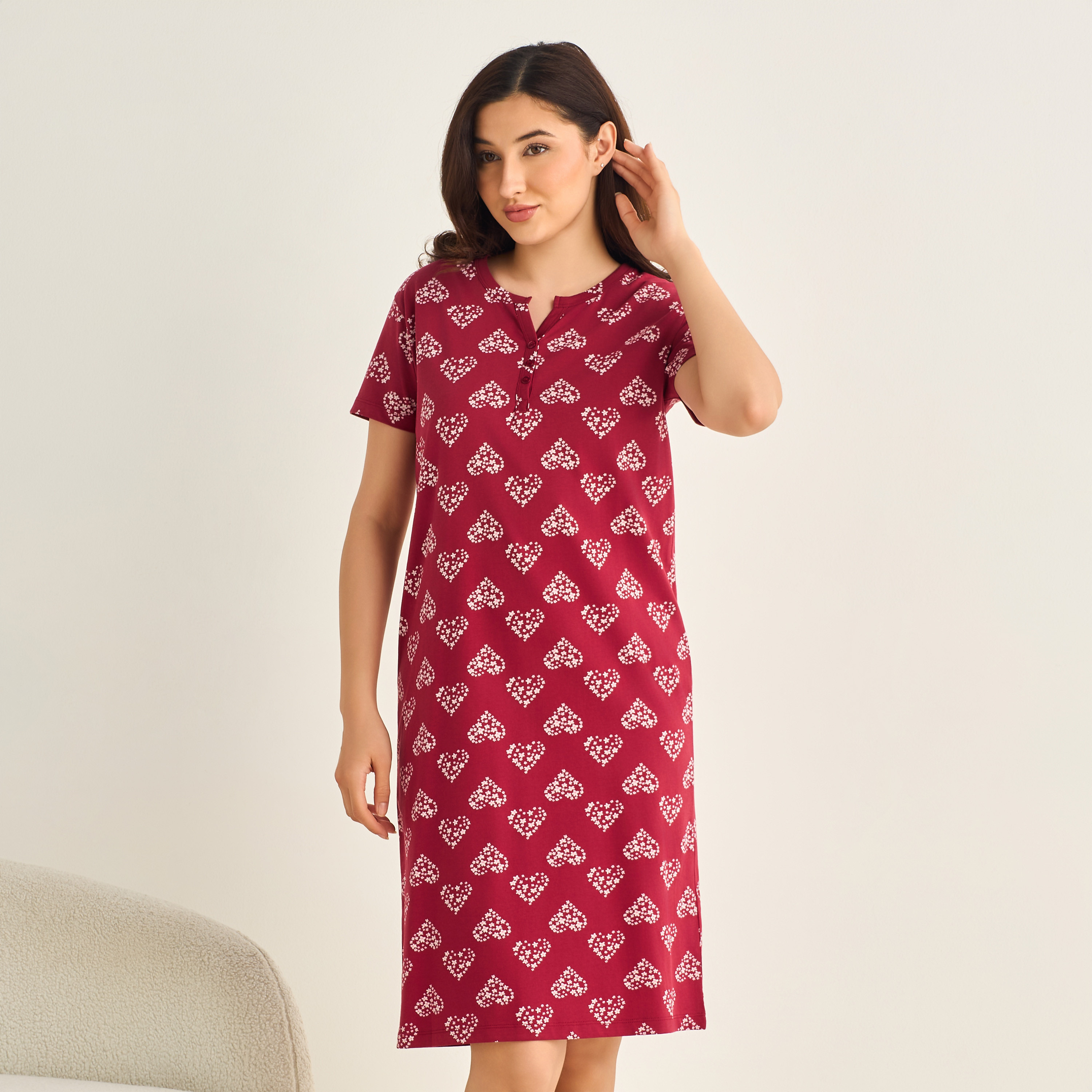 فستان نوم قطن ميدي بأكمام قصيرة وطبعات-women-clothing-nightwear-nighties-image-5