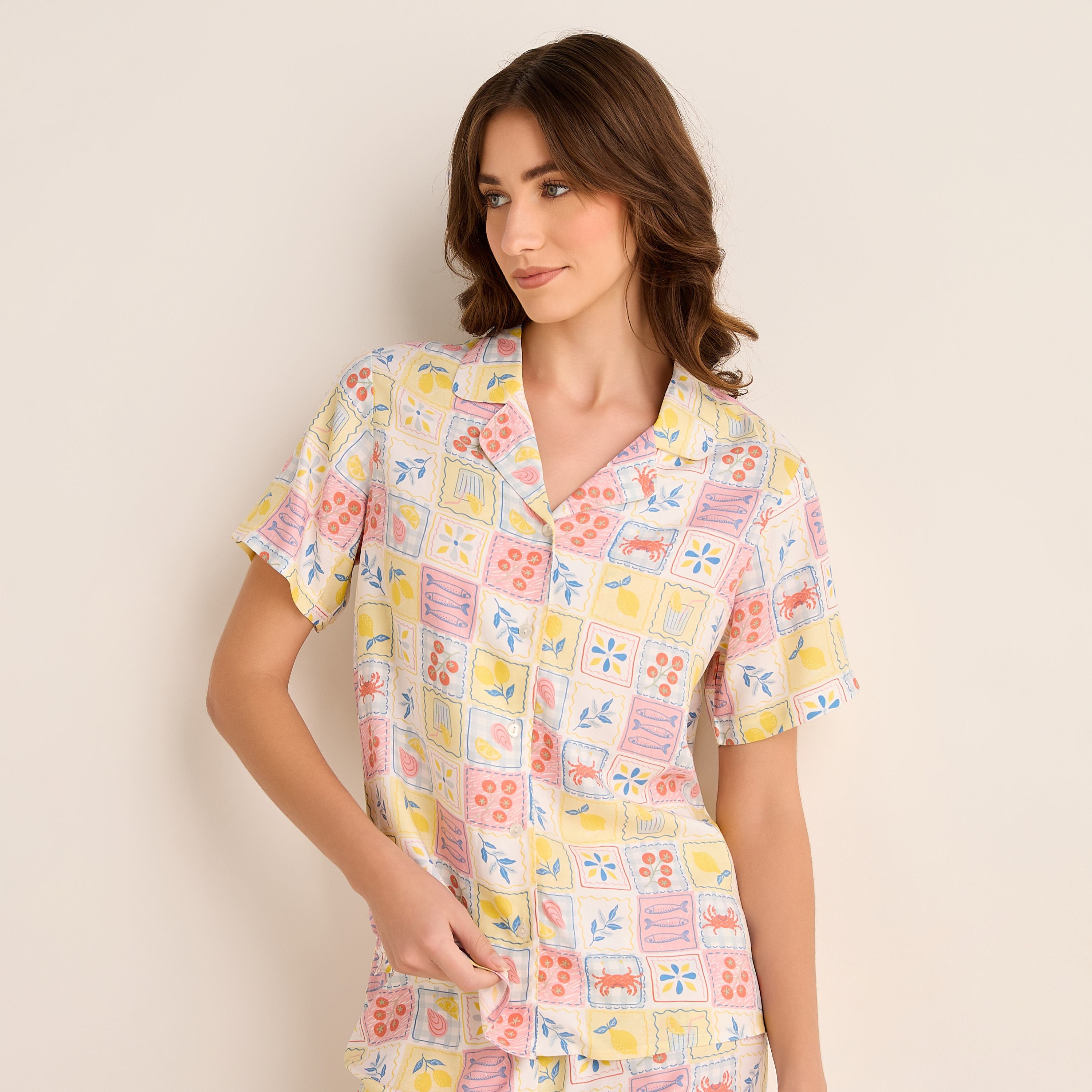 طقم قميص بأزرار وبنطلون بيجاما فيسكوز مع قناع عيون-women-clothing-nightwear-pyjamas-longsets-image-3