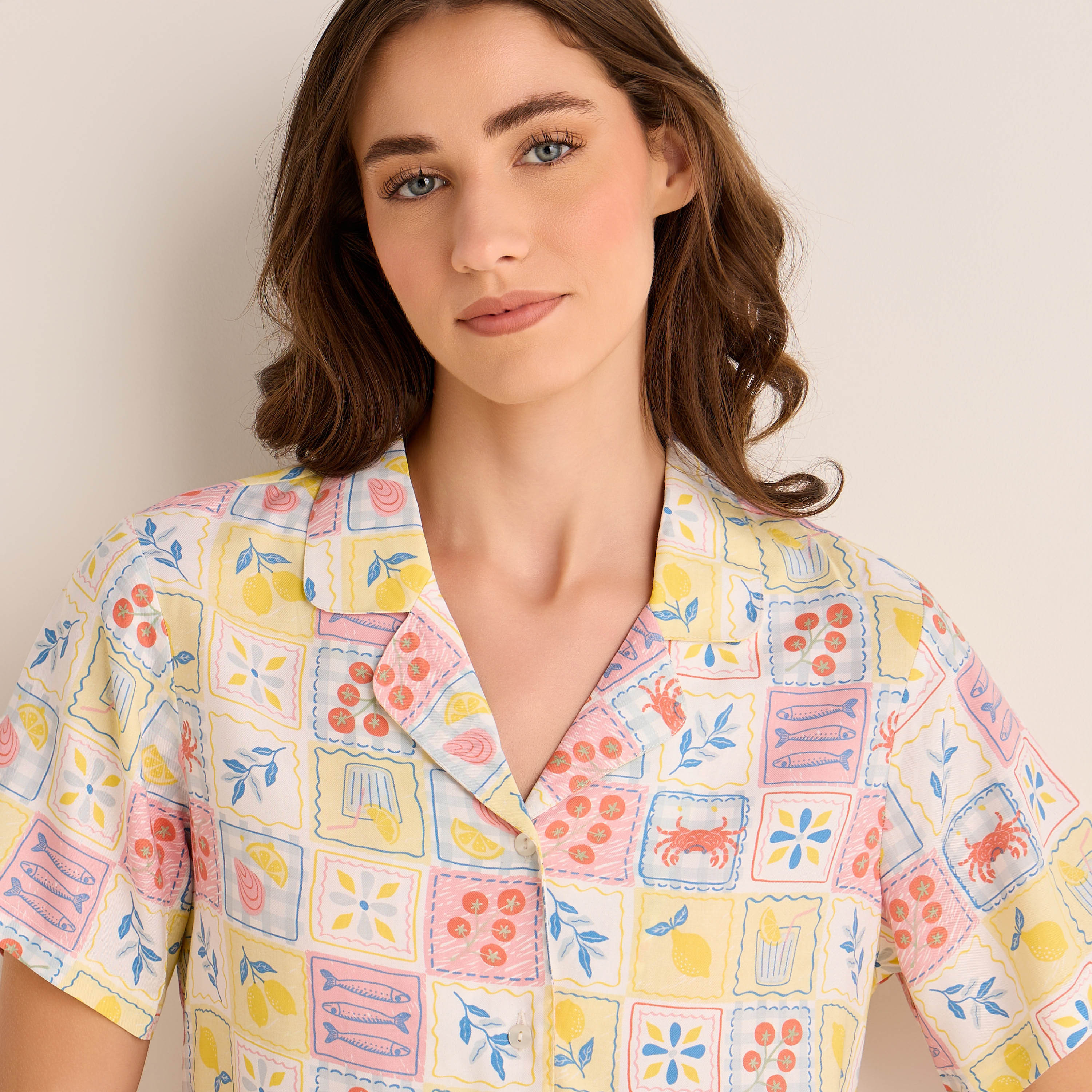 طقم قميص بأزرار وبنطلون بيجاما فيسكوز مع قناع عيون-women-clothing-nightwear-pyjamas-longsets-image-6