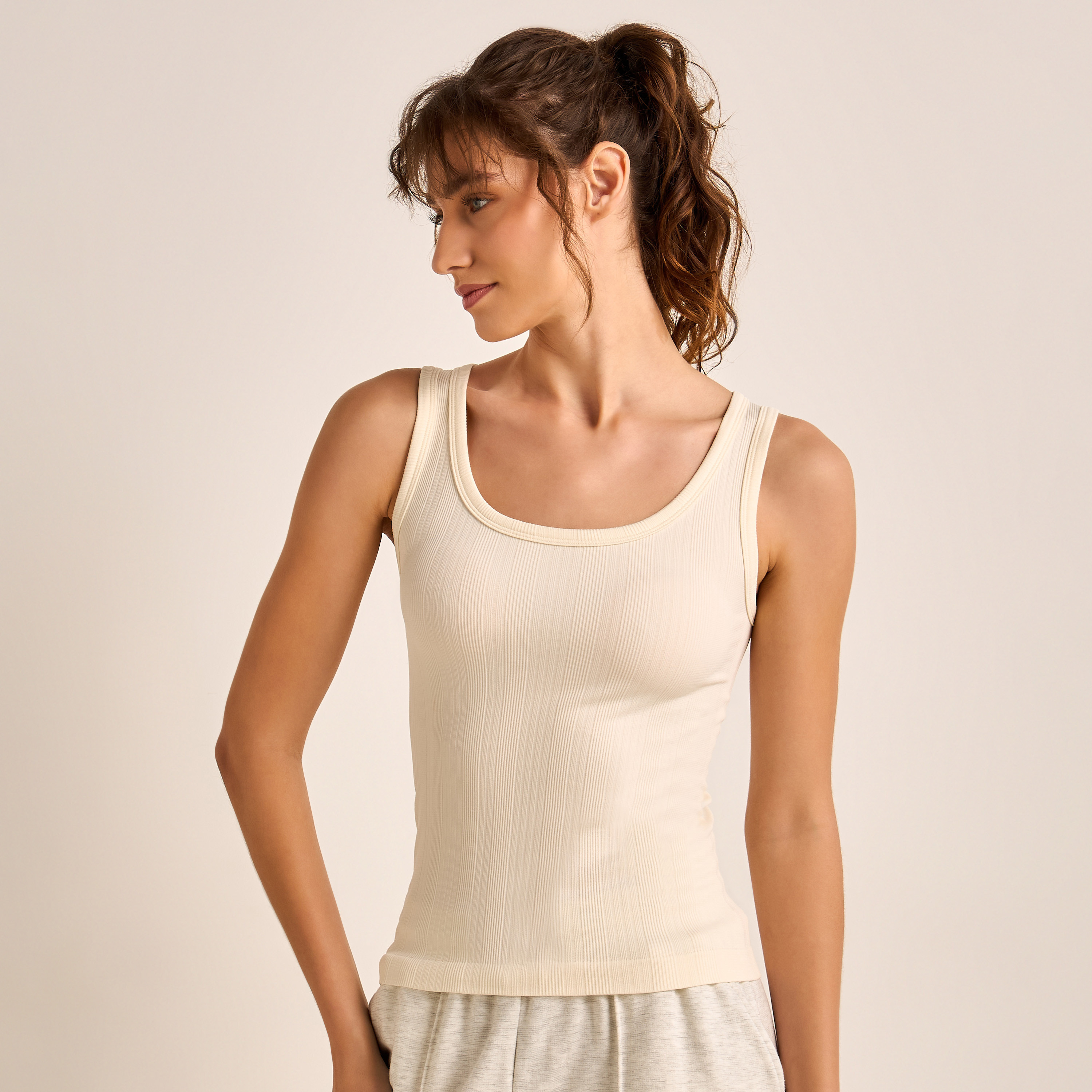 بلوزة تانك بتصميم مضلع بدون خياطة-women-clothing-nightwear-pyjamas-tops-image-5