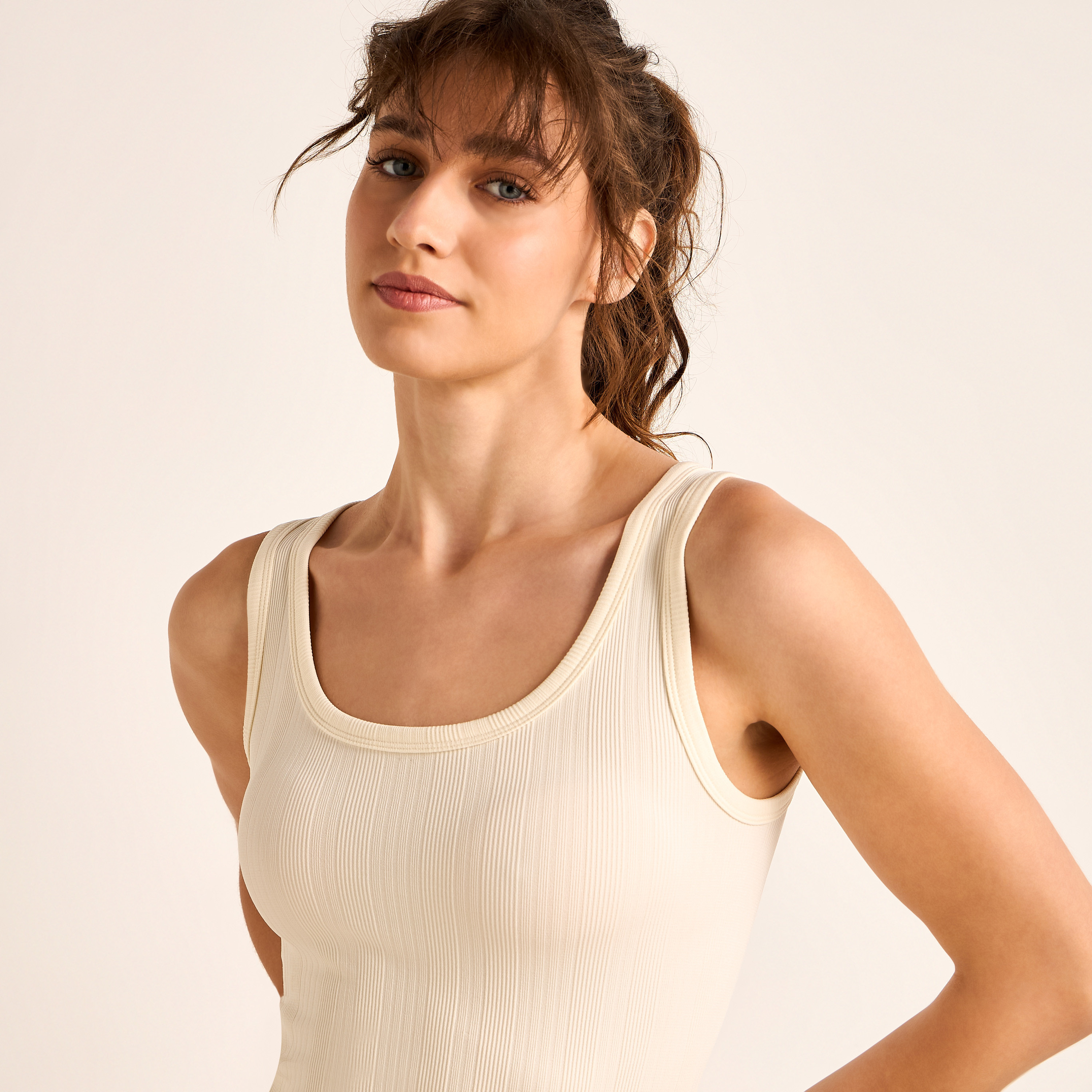 بلوزة تانك بتصميم مضلع بدون خياطة-women-clothing-nightwear-pyjamas-tops-image-1