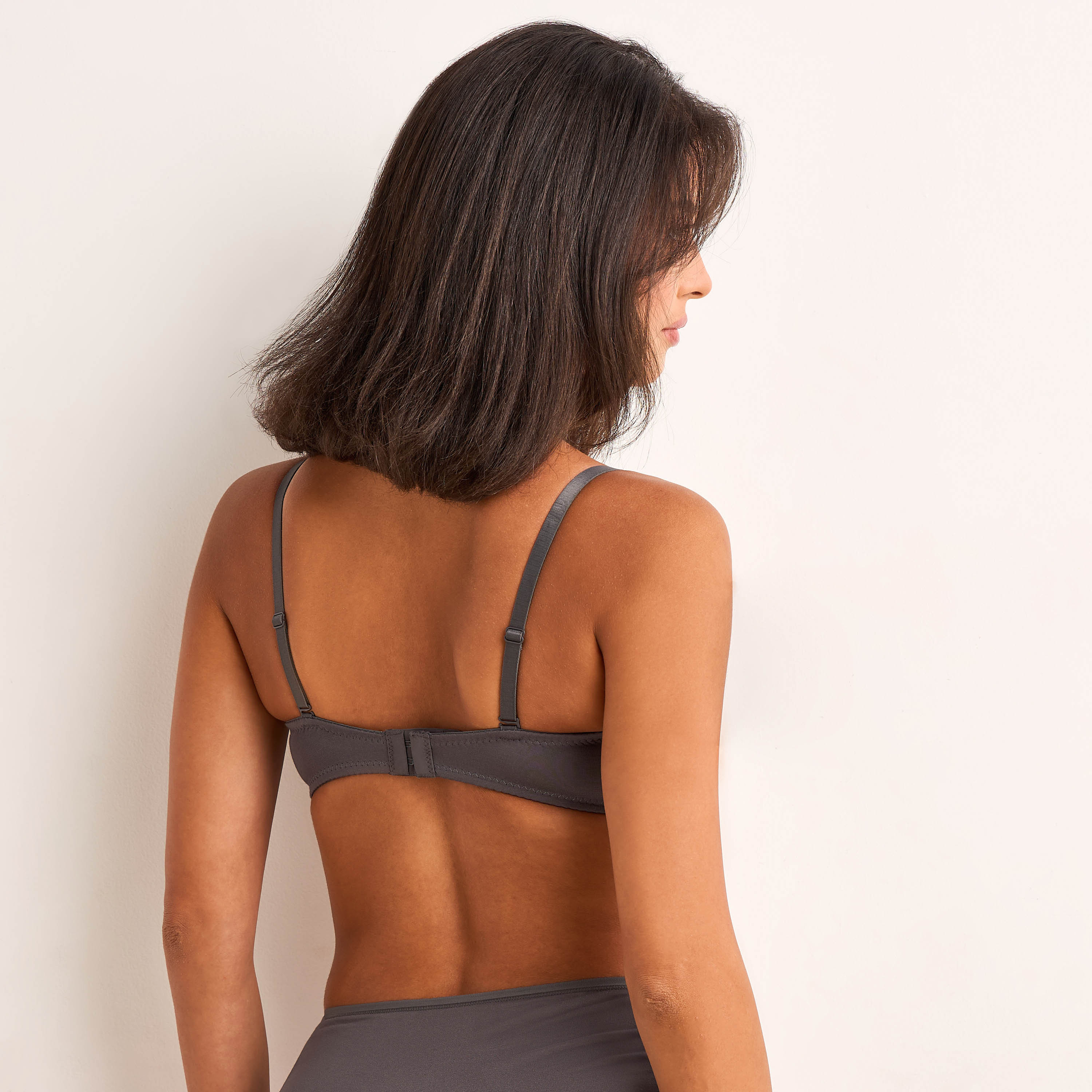 طقم صدريات بالكونيت من قطعتين-women-clothing-lingerie-bras-image-3