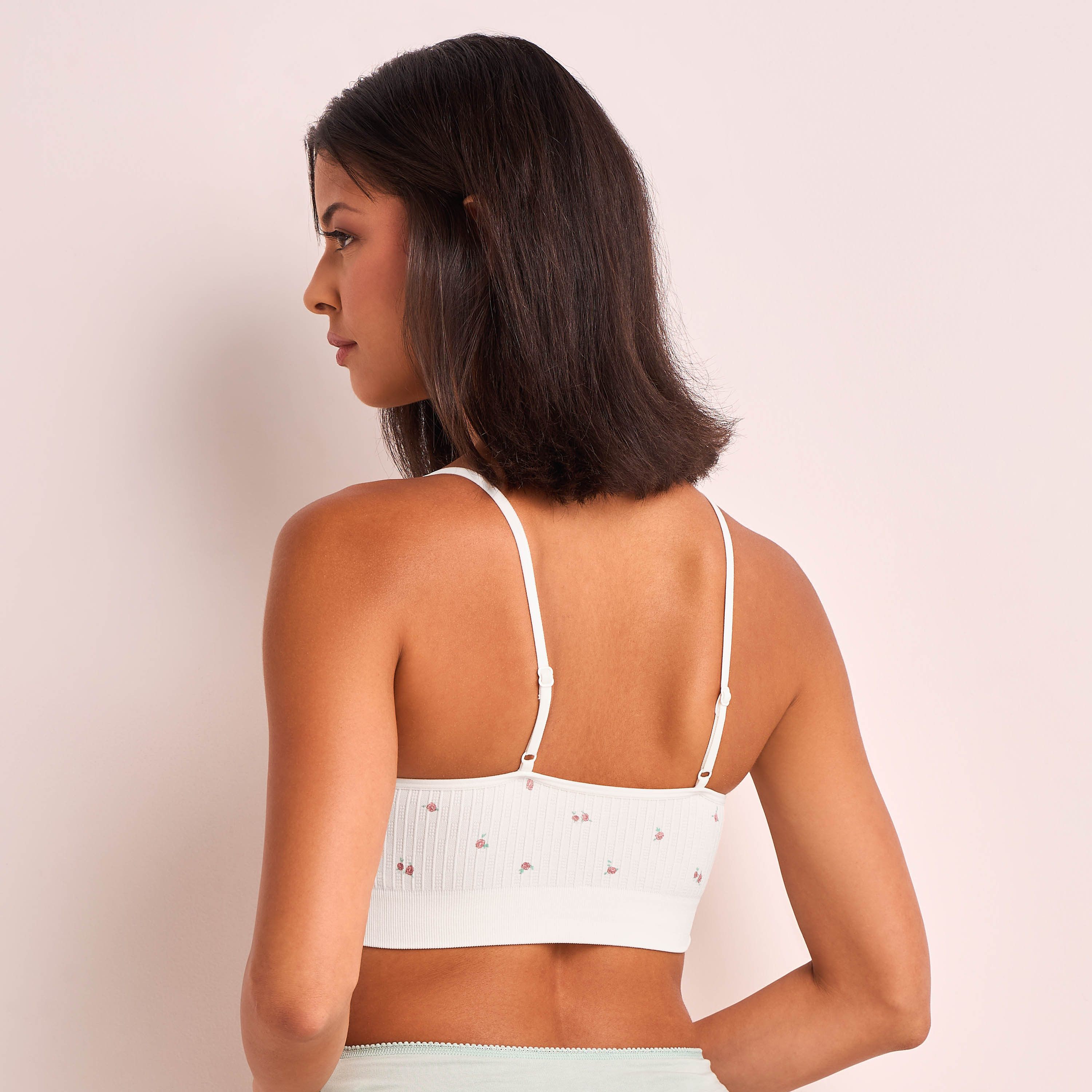 طقم صدريات براليت بدون خياطة 3 قطع-women-clothing-lingerie-bras-image-2