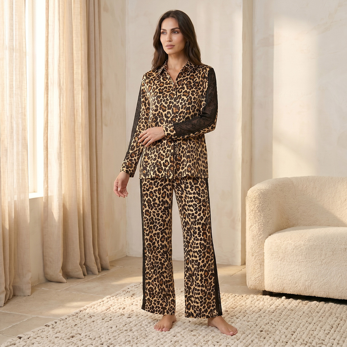 طقم بيجاما بقميص وبنطلون بطبعات حيوانات من سبلاش إنتيميتس-women-clothing-nightwear-pyjamas-longsets-image-1