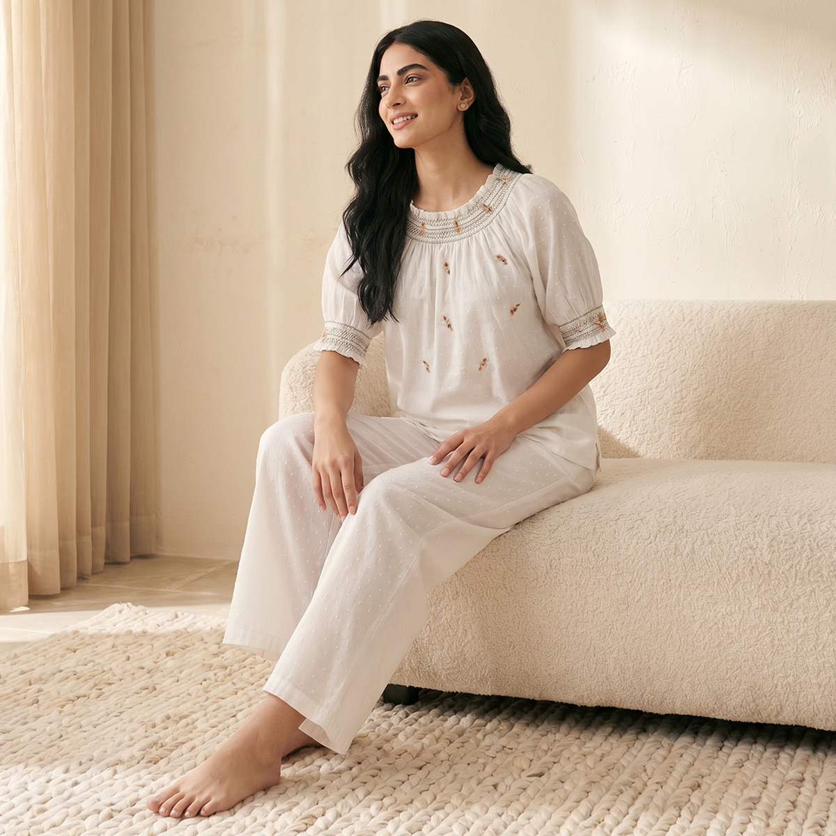طقم بيجاما قطن بنقشة زهور ناعمة-women-clothing-nightwear-pyjamas-longsets-image-7