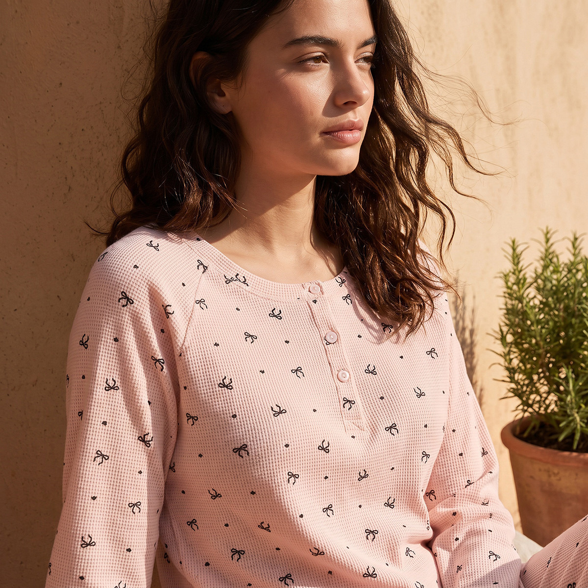 طقم بلوزة وبنطلون بيجاما من سبلاش إنتيميتس-women-clothing-nightwear-pyjamas-longsets-image-7