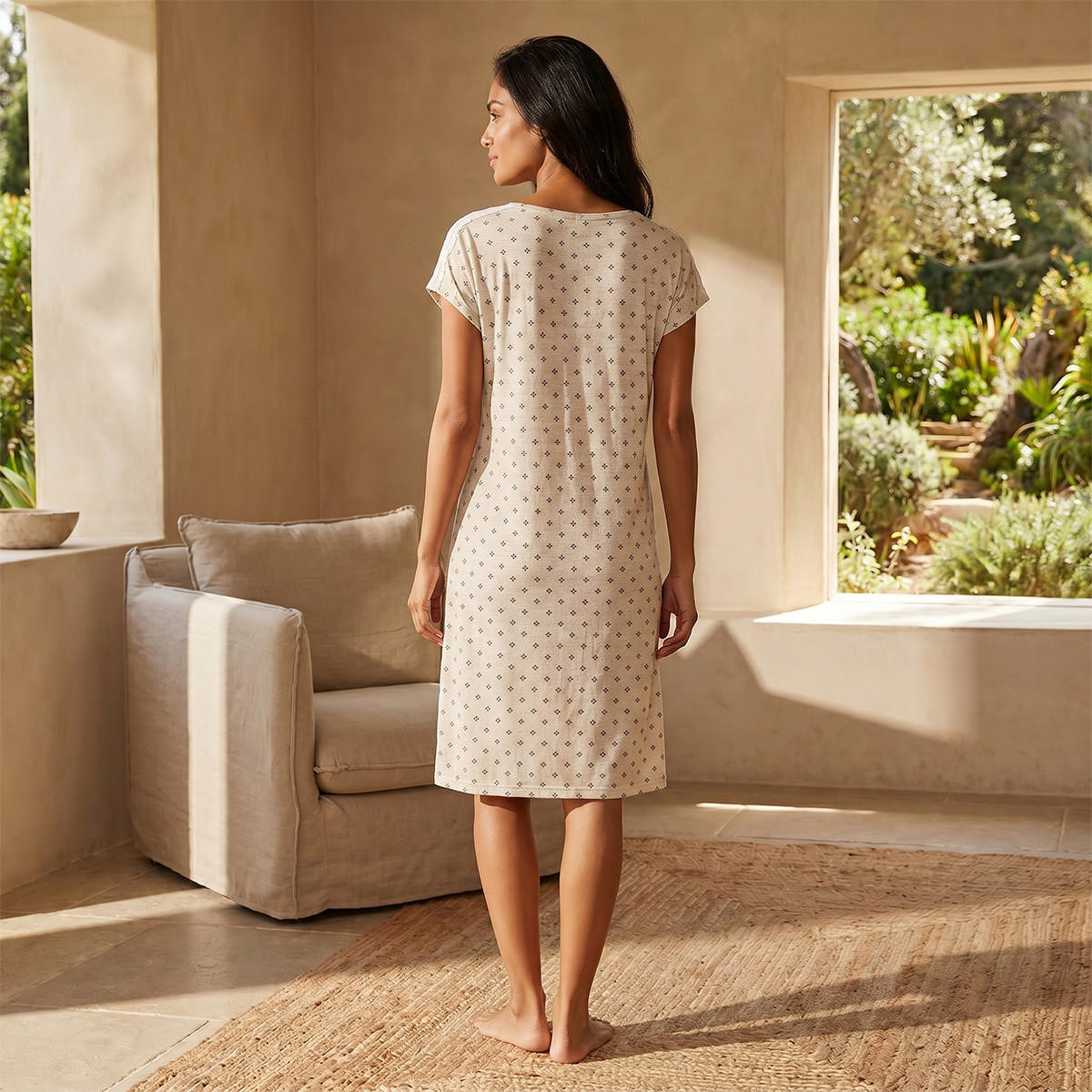 فستان نوم طول الركبة بأكمام قصيرة من سبلاش إنتيميتس-women-clothing-nightwear-nighties-image-4