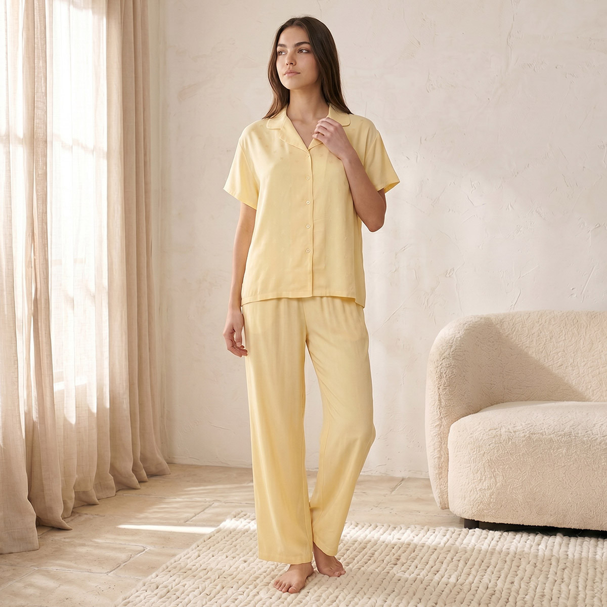 طقم بيجاما فيسكوز بنطلون وقميص بأزرار من سبلاش إنتيميتس-women-clothing-nightwear-pyjamas-longsets-image-1