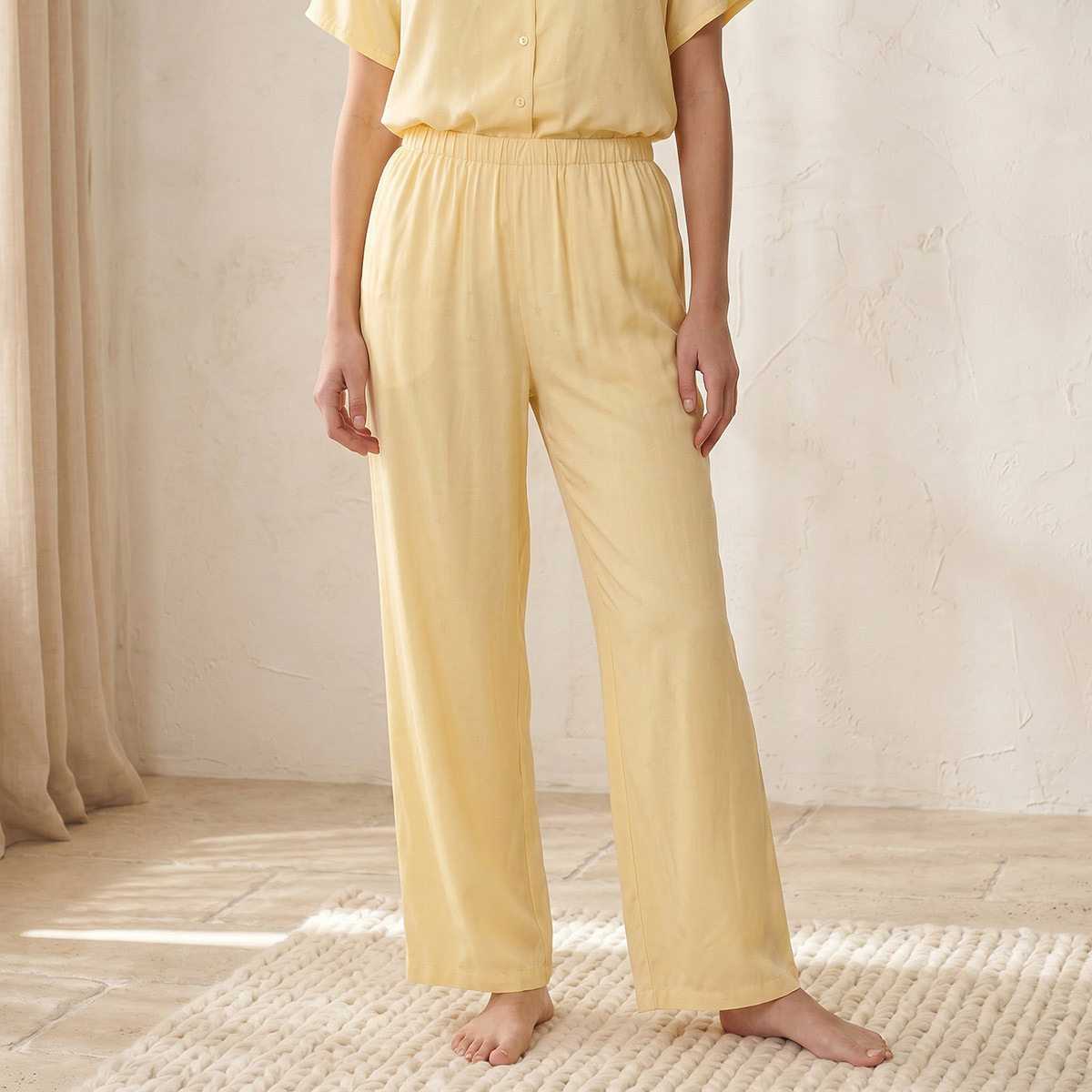 طقم بيجاما فيسكوز بنطلون وقميص بأزرار من سبلاش إنتيميتس-women-clothing-nightwear-pyjamas-longsets-image-5
