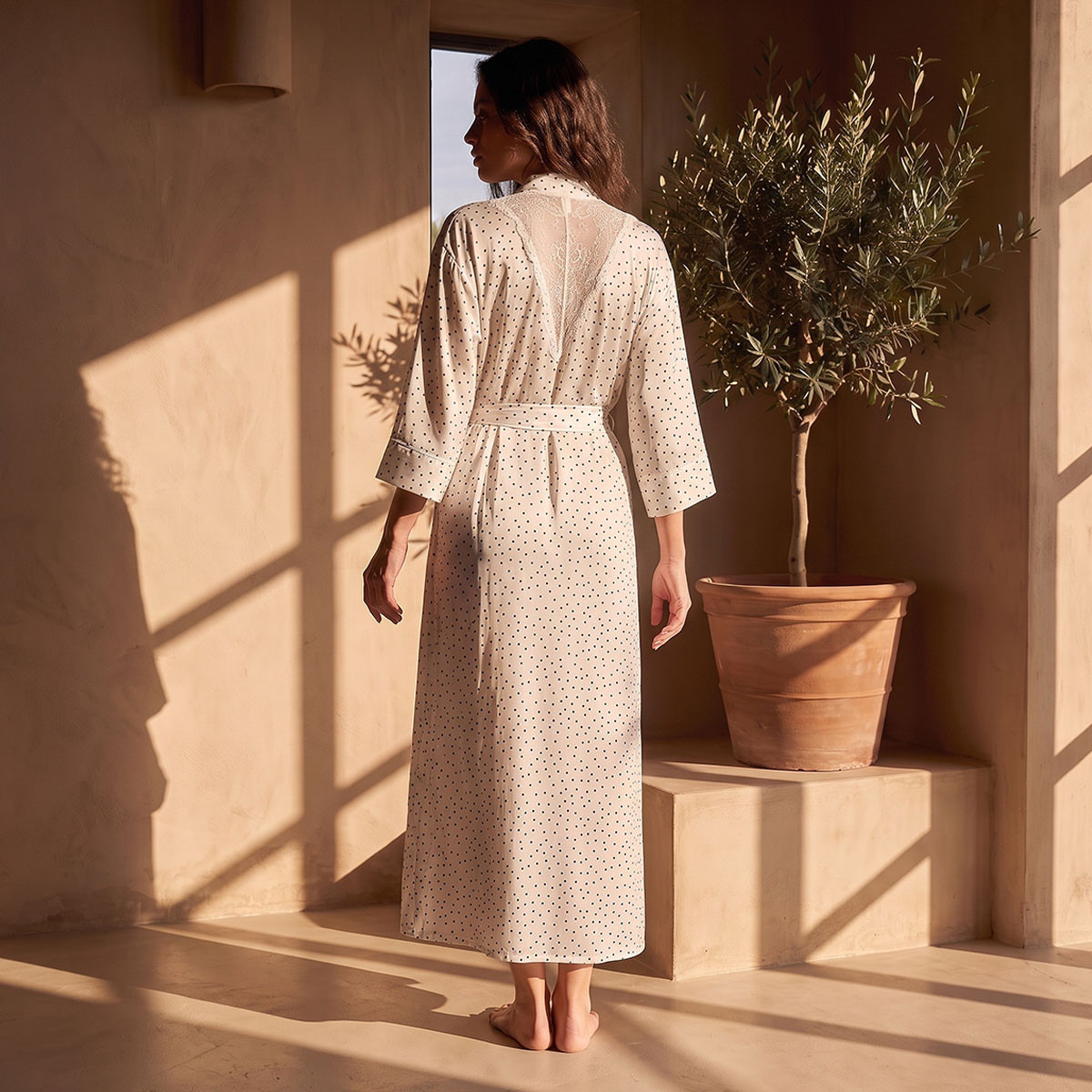 روب ساتان منقط من سبلاش إنتيميتس-women-clothing-nightwear-robes-image-3