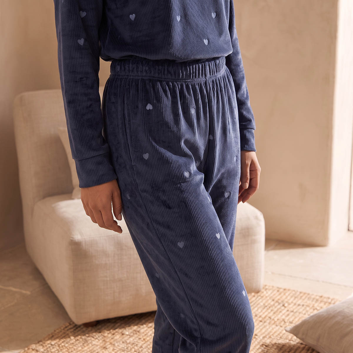 طقم بلوزة وبنطلون بيجاما جاكار-women-clothing-nightwear-pyjamas-longsets-image-7
