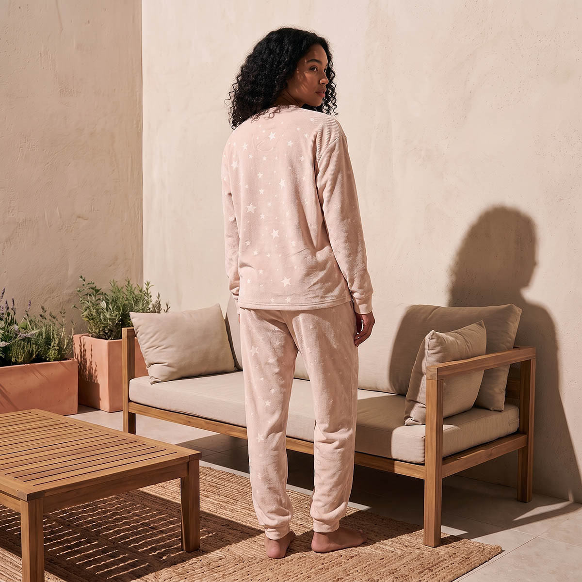 طقم بلوزة وبنطلون بيجاما جاكار-women-clothing-nightwear-pyjamas-longsets-image-3