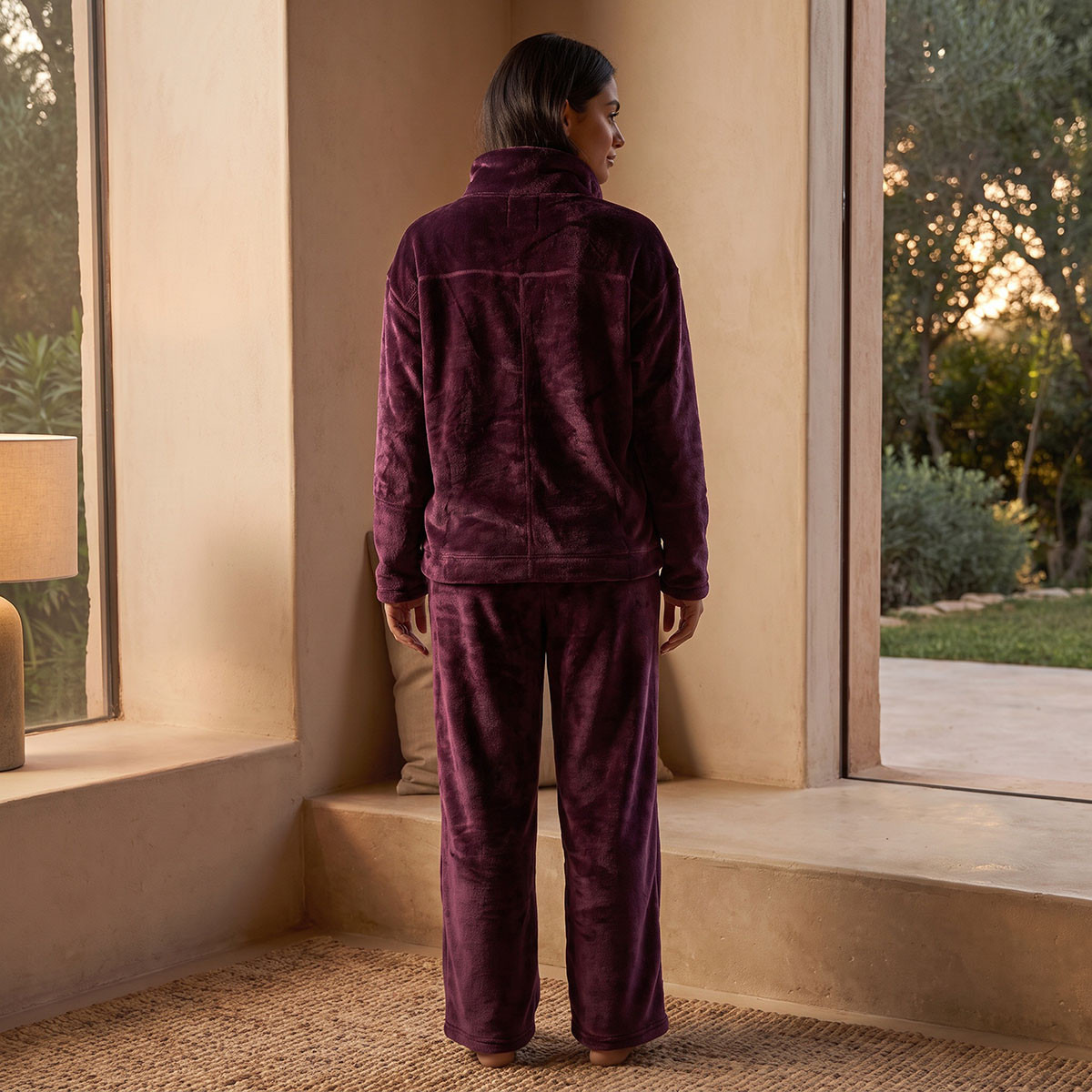 طقم بنطلون بيجاما وبلوزة برقبة عالية من سبلاش إنتيميتس-women-clothing-nightwear-pyjamas-longsets-image-3
