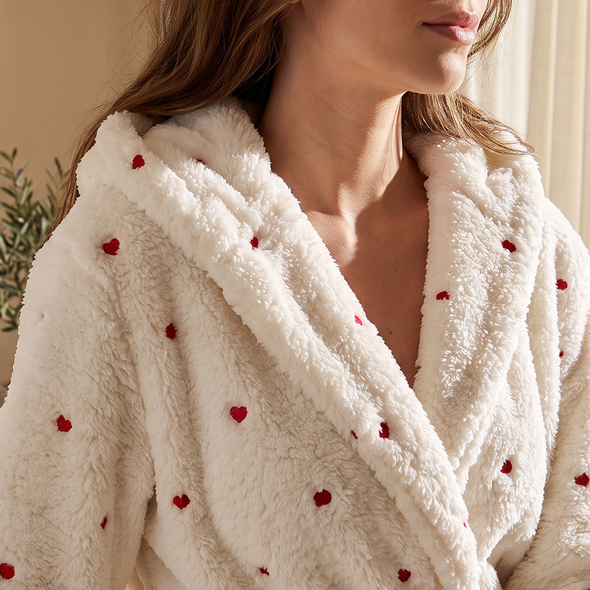 روب نوم مطرز بطول الركبة وحزام من سبلاش إنتميتس-women-clothing-nightwear-robes-image-5