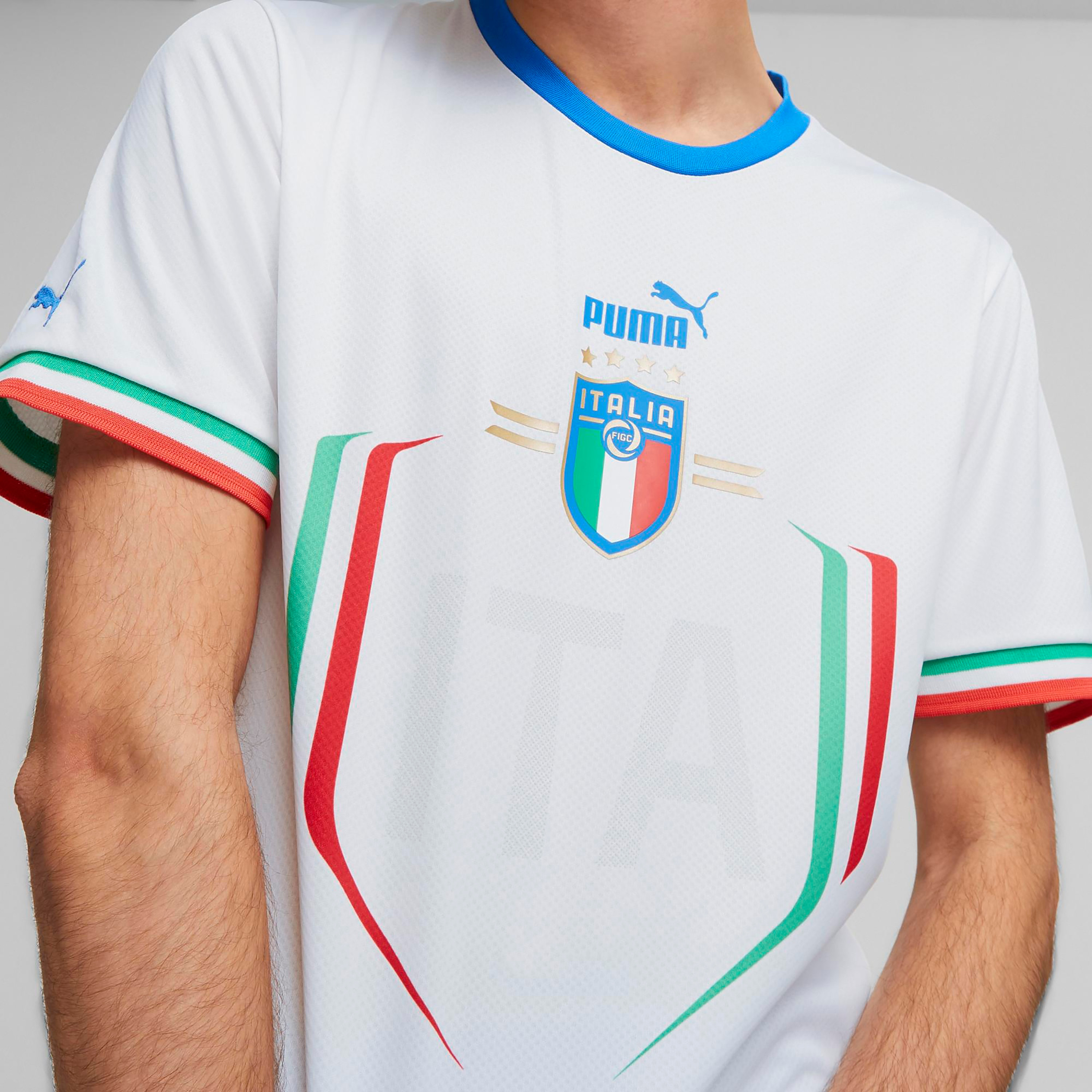 بوما إيطاليا بعيدا طبق الاصل للرجال لكرة القدم جيرسي 76565002-men-clothing-sportswearandactivewear-tshirtsandpolos-image-3