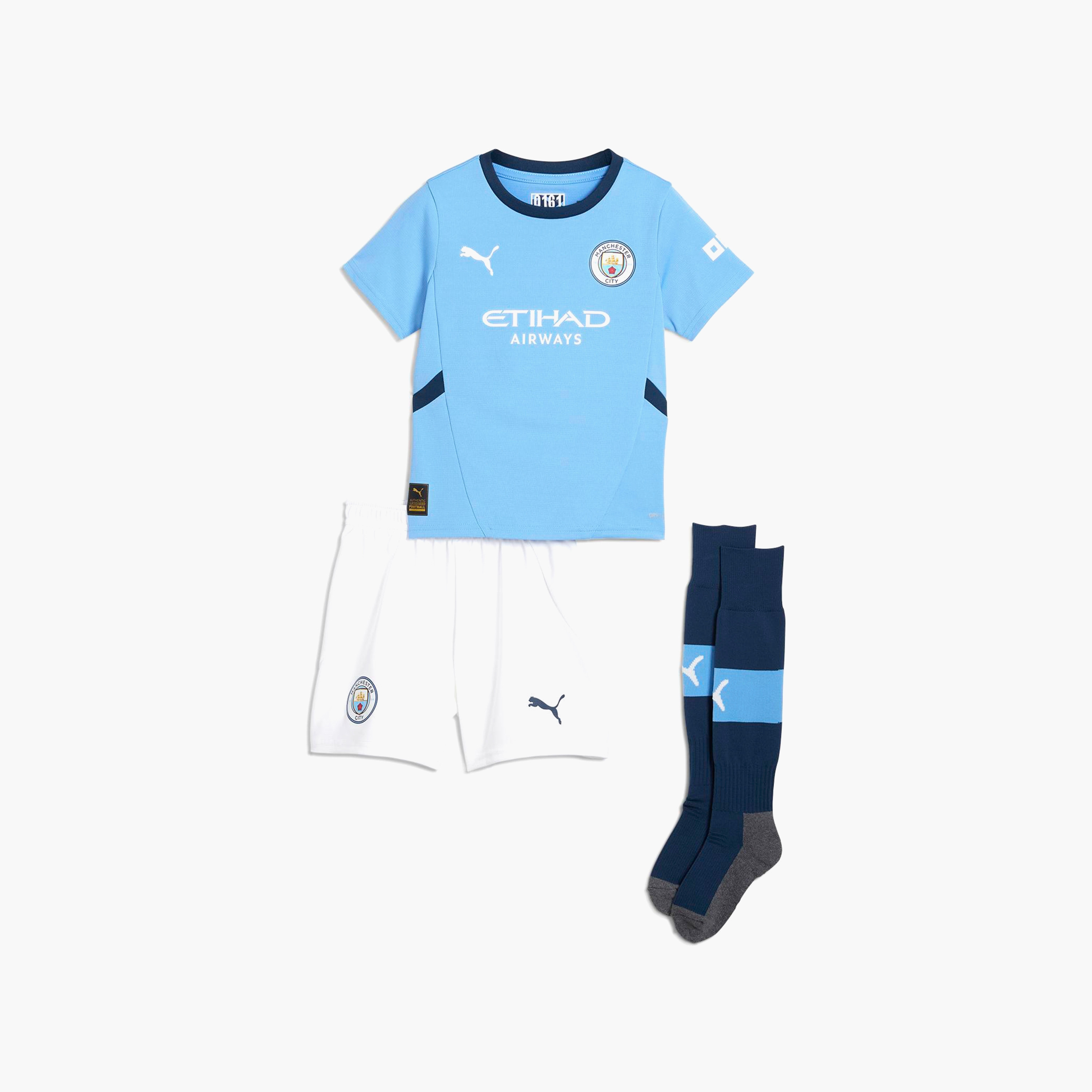 طقم ملابس فريق مينيكيت ذو مانشستر سيتي إف سي هوم للأولاد من بوما 77508001 | OE-boys-clothing-sportswear-sets-image-1