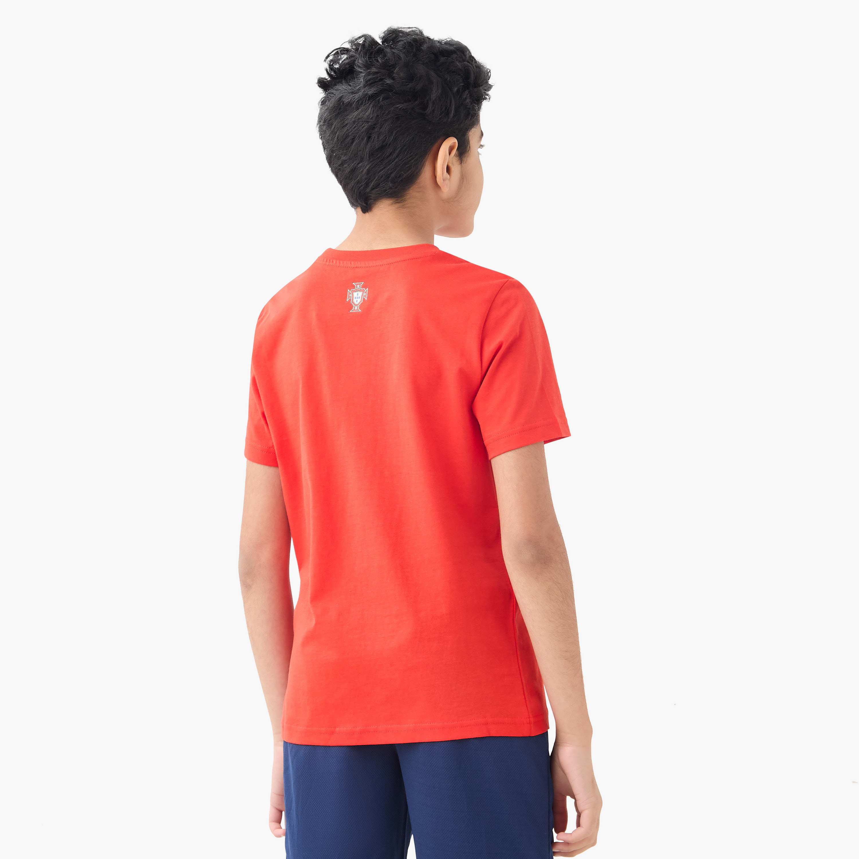 بوما- تي شيرت منتخب البرتغال الأساسي للأطفال ياقة دائرية | OE-boys-clothing-sportswear-tops-image-2