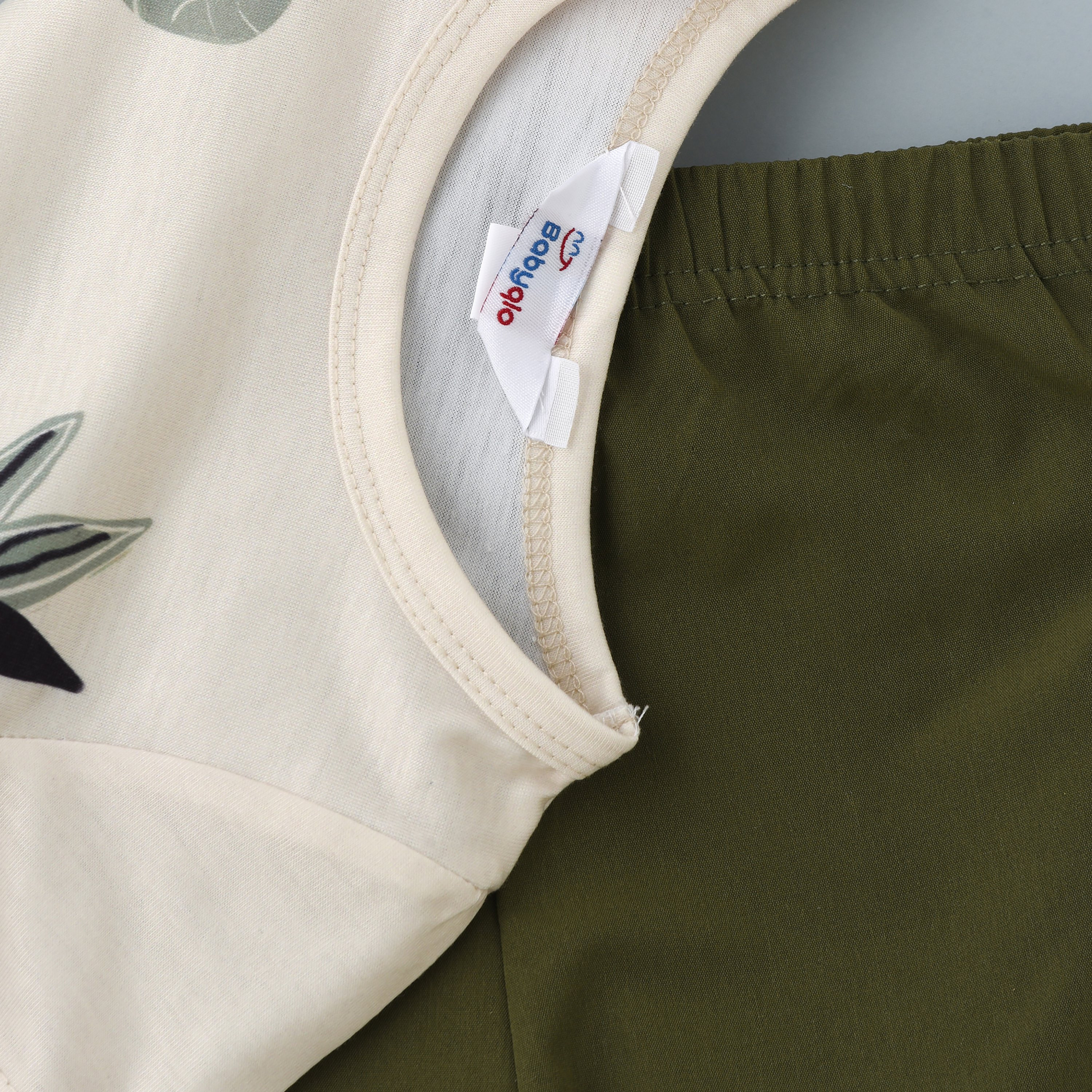 تي شيرت بأكمام قصيرة وشورت بطبعة غابة سفاري من بيبيكلو-boys-clothing-setsandcoords-image-4